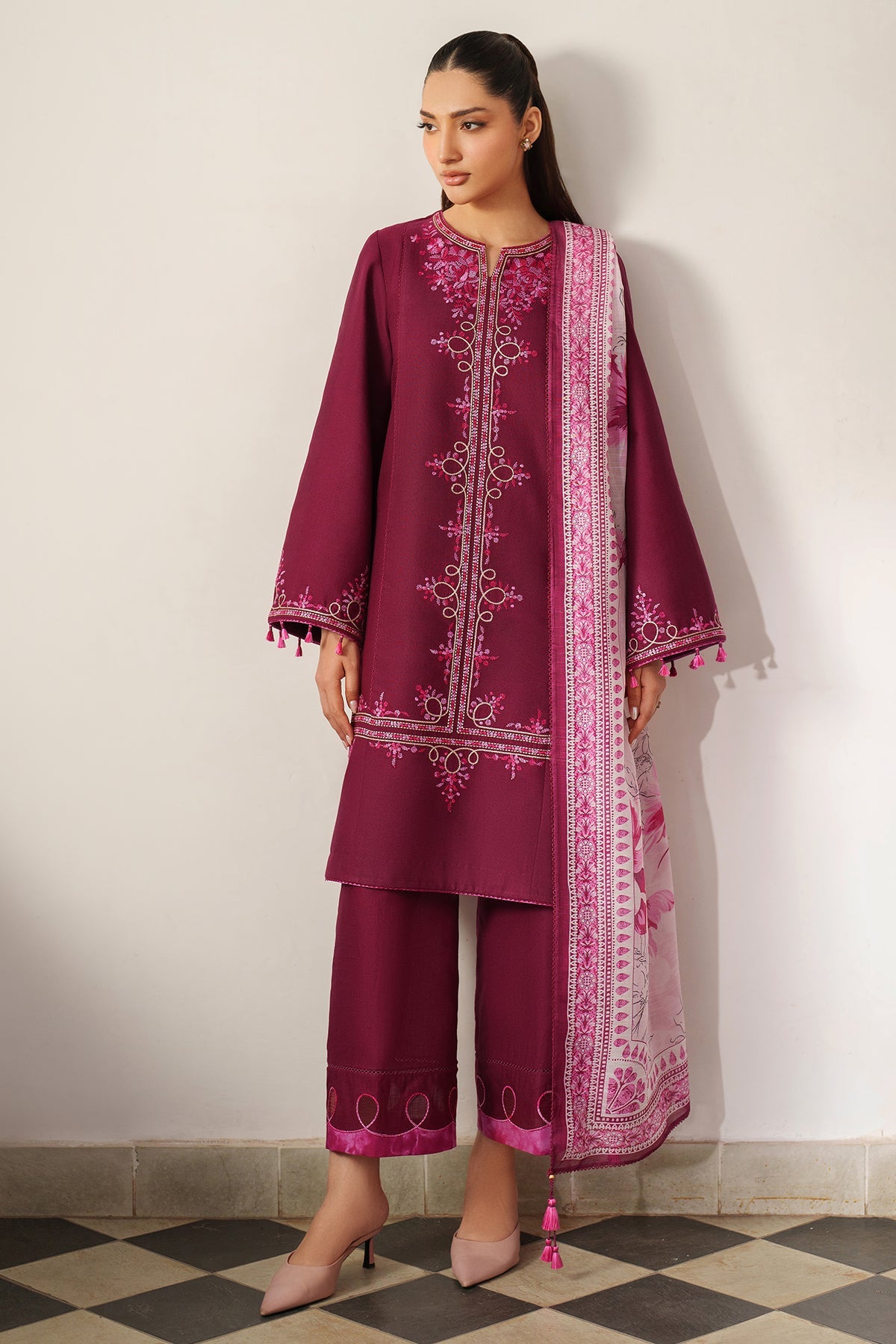 EMBROIDERED KHADDAR UW-0155