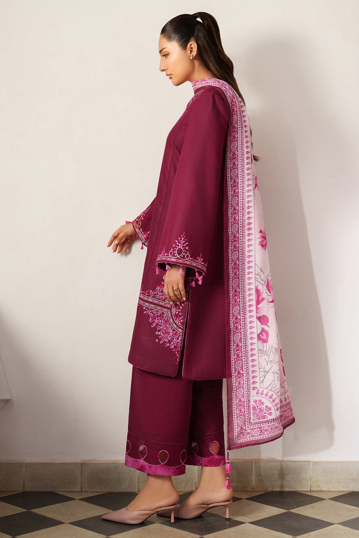 EMBROIDERED KHADDAR UW-0155