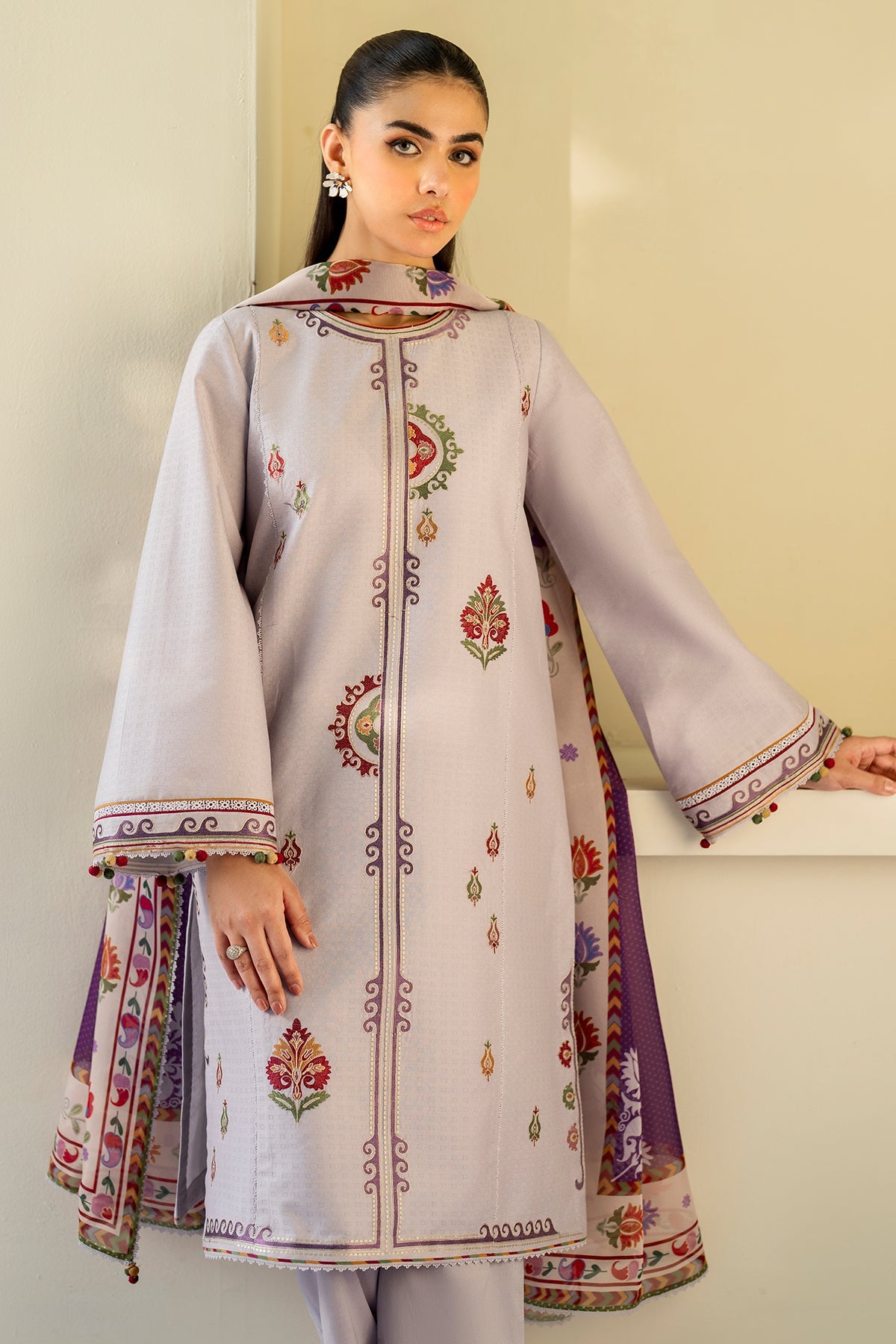 EMBROIDERED DOBBY LAWN USE-9204