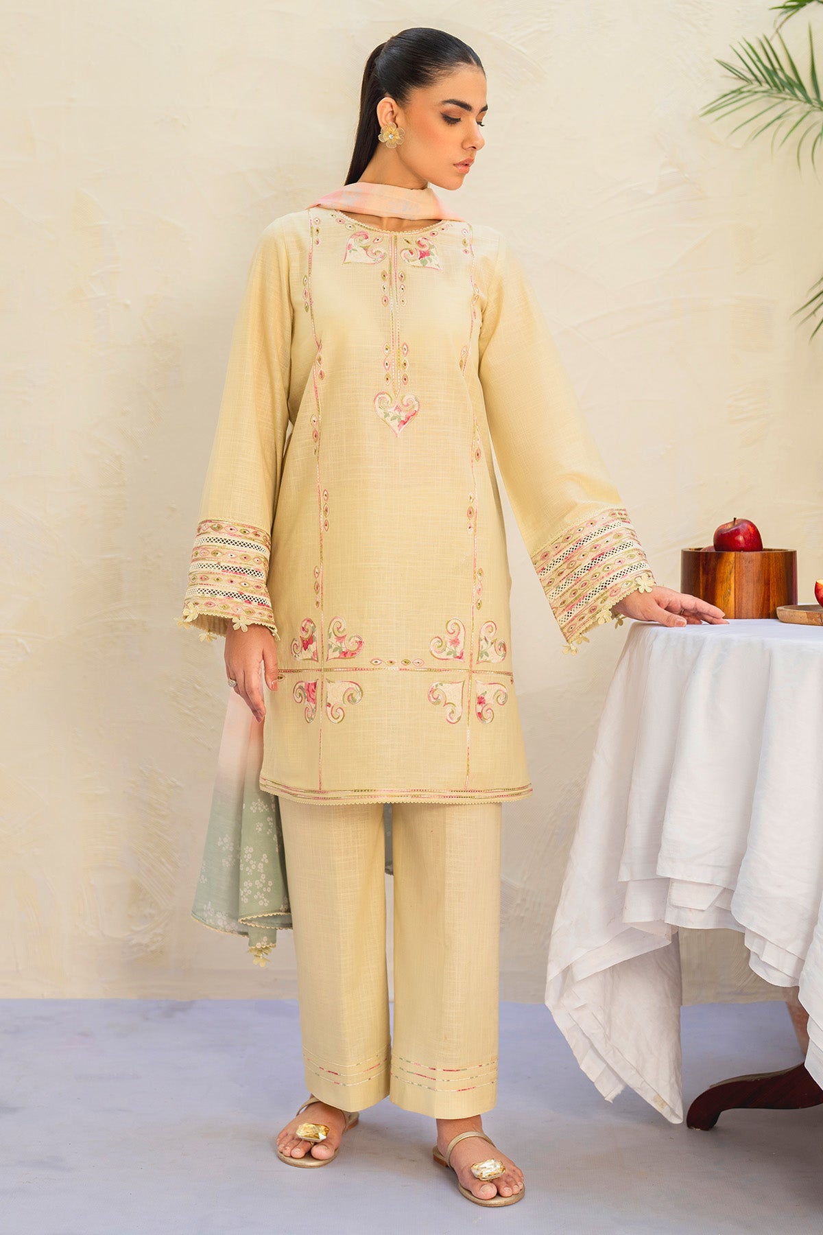 EMBROIDERED SLUB LAWN USE-9210