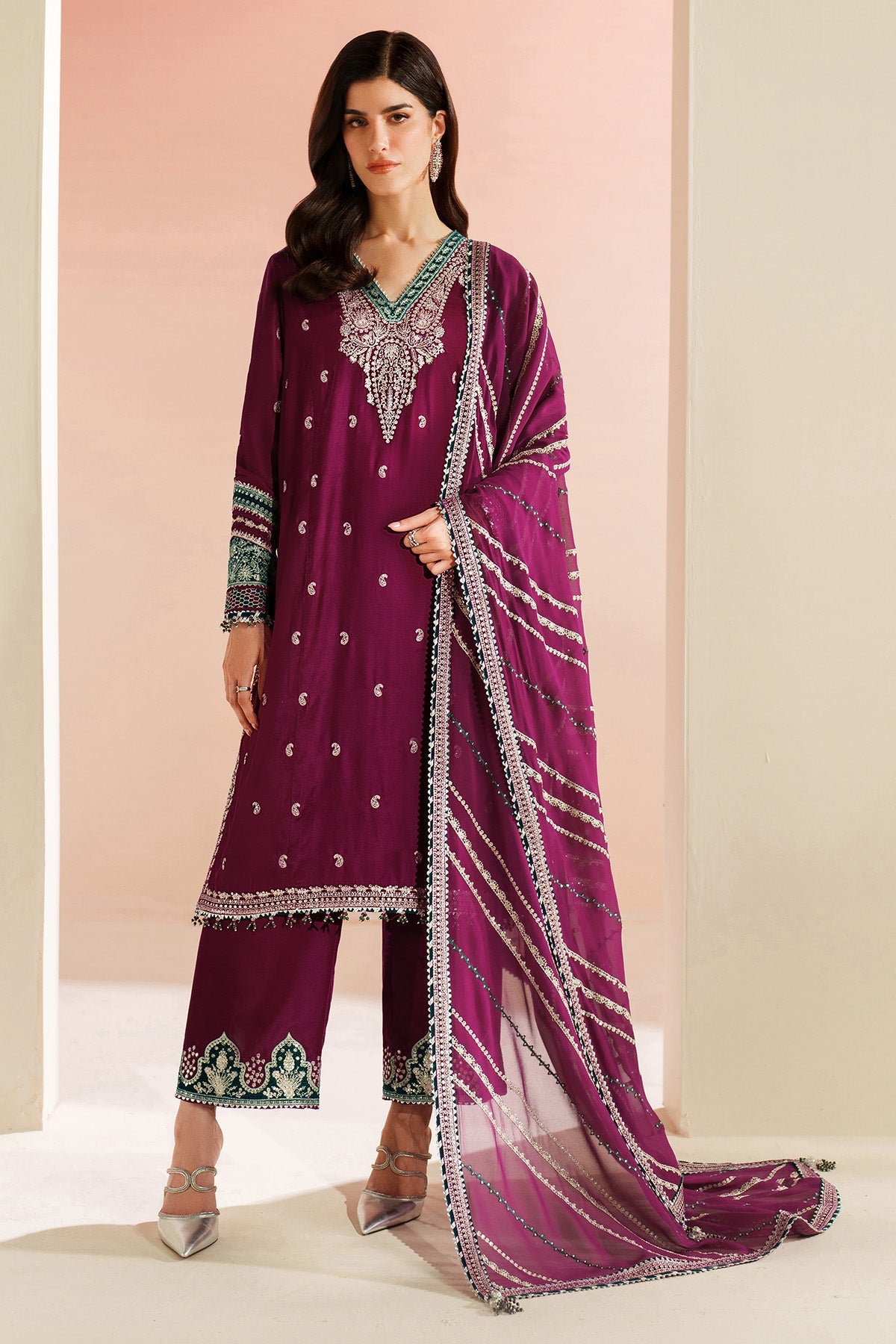 Embroidered Velvet Formal VVF25-D06