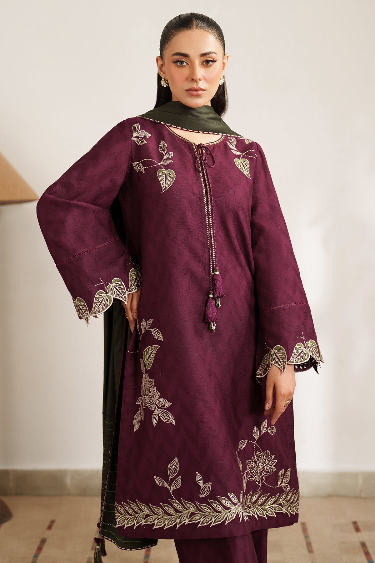 EMBROIDERED JACQUARD KHADDAR UW-0147