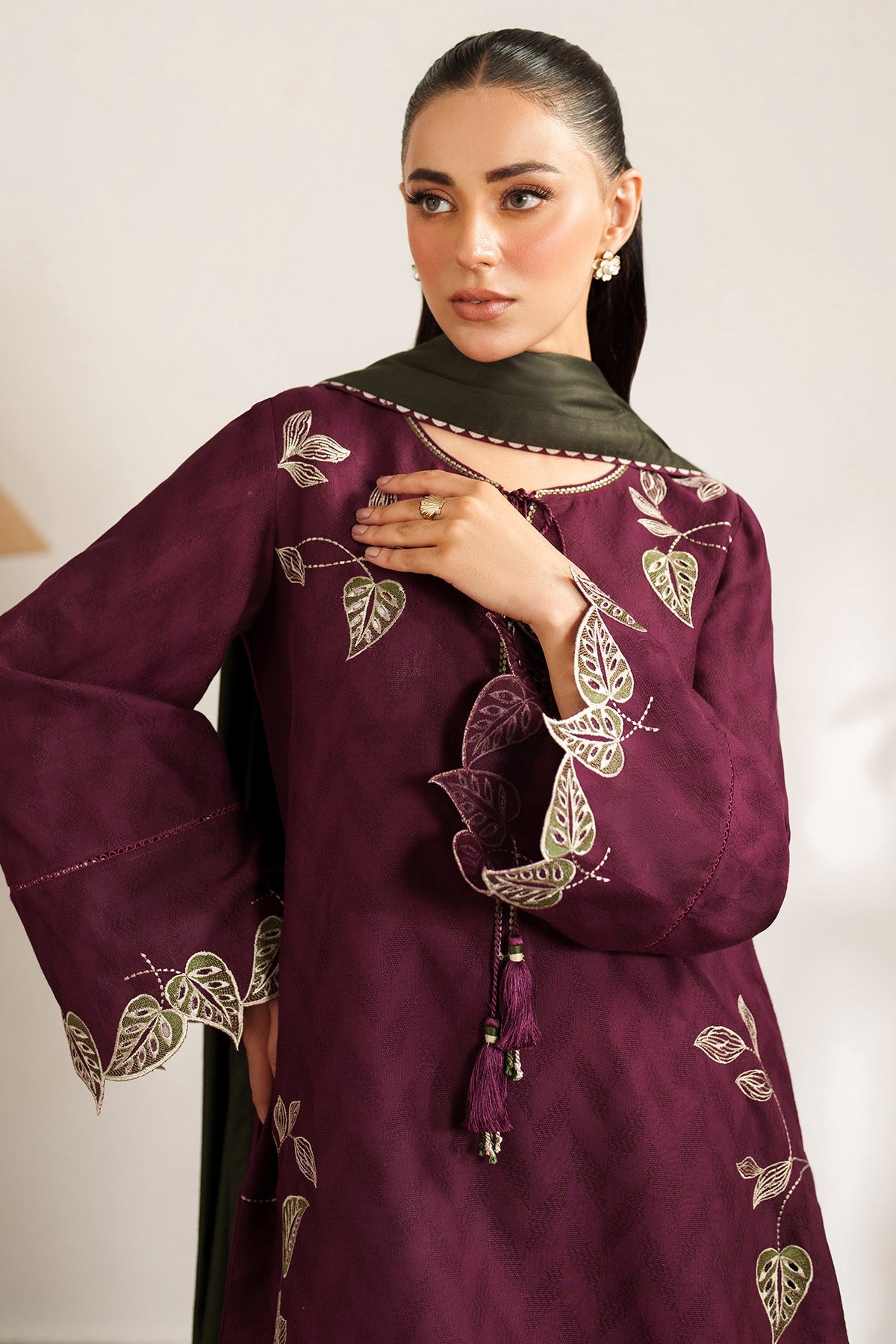 EMBROIDERED JACQUARD KHADDAR UW-0147