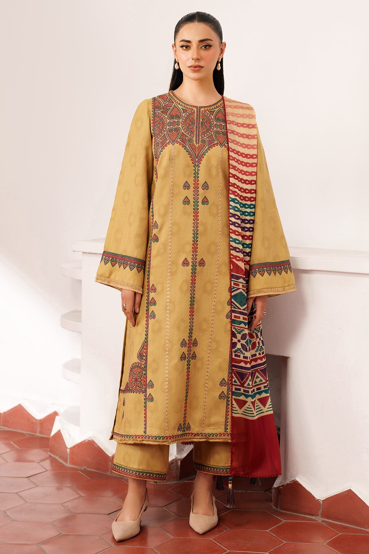 EMBROIDERED JACQUARD KHADDAR UW-0142