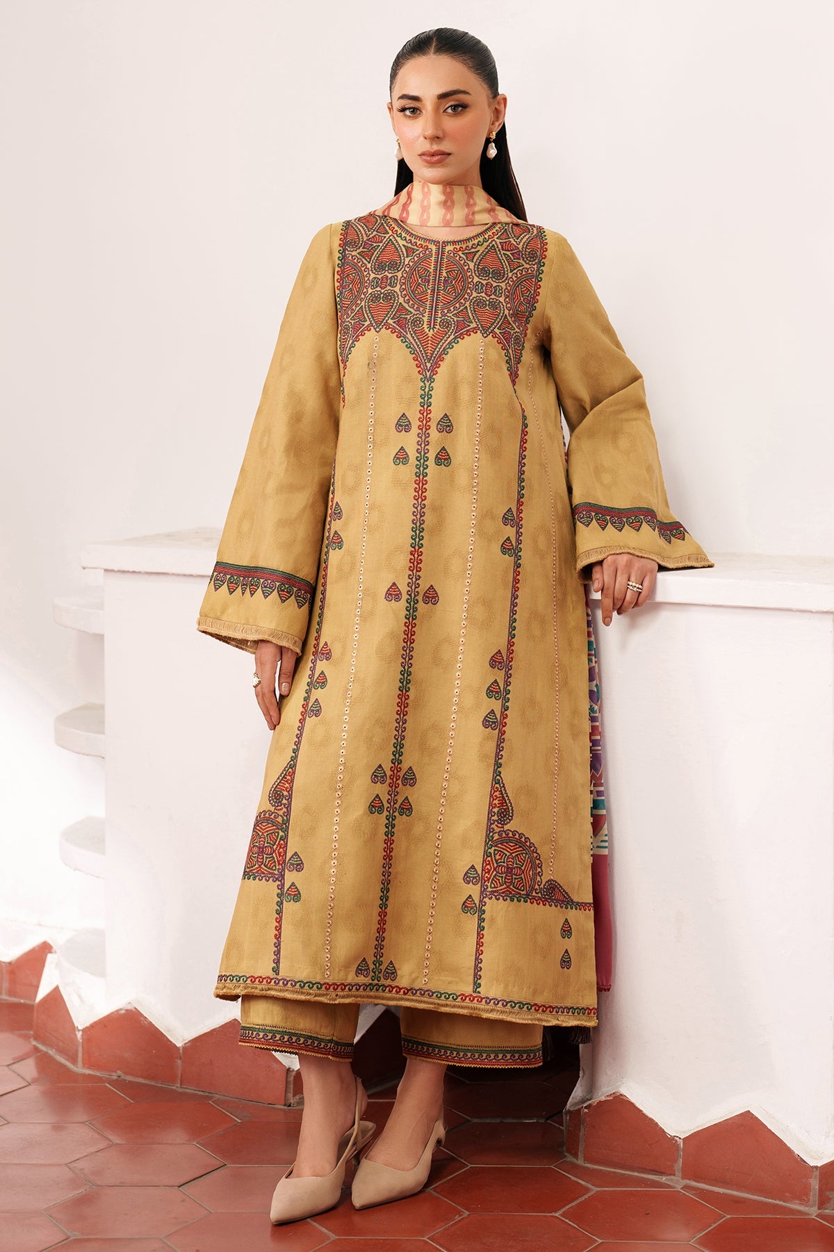 EMBROIDERED JACQUARD KHADDAR UW-0142