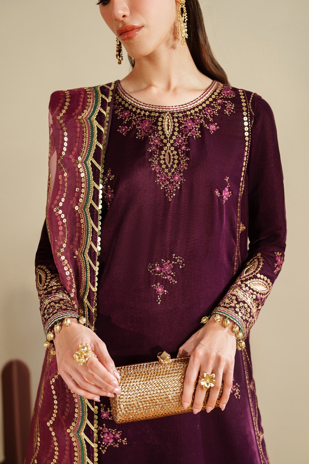 Embroidered Velvet Formal VVF25-D04