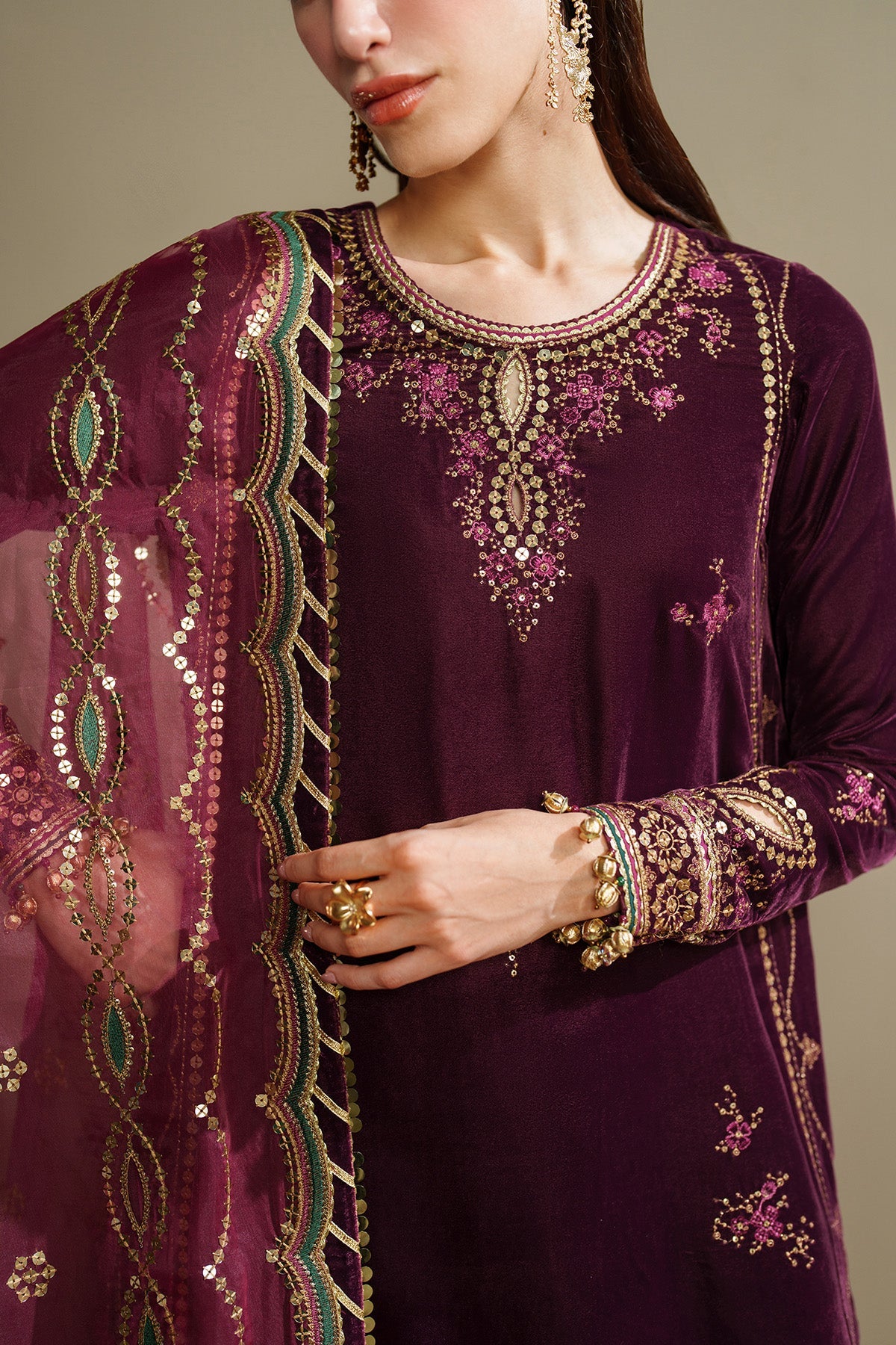 Embroidered Velvet Formal VVF25-D04