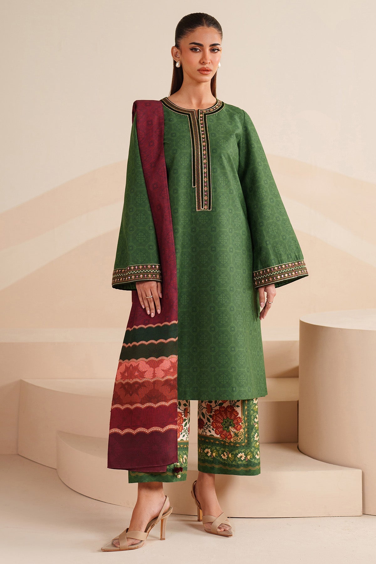 EMBROIDERED PREMIUM VISCOSE UW-0237