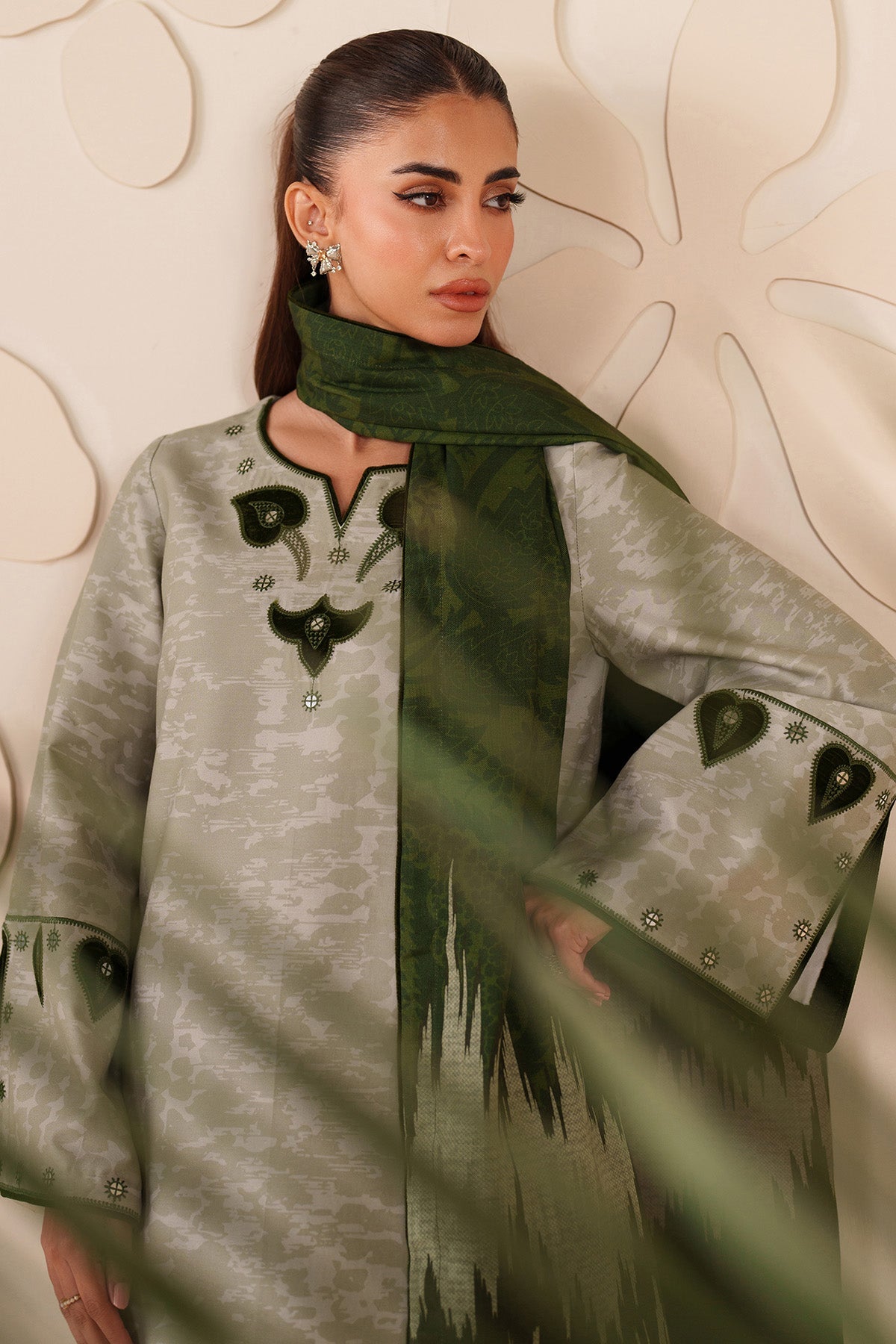 EMBROIDERED PREMIUM VISCOSE UW-0233