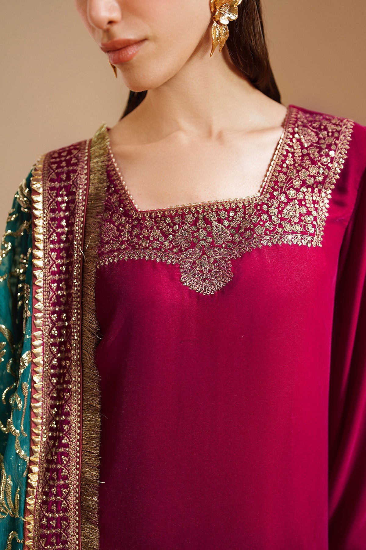 Embroidered Velvet Formal VVF25-D09
