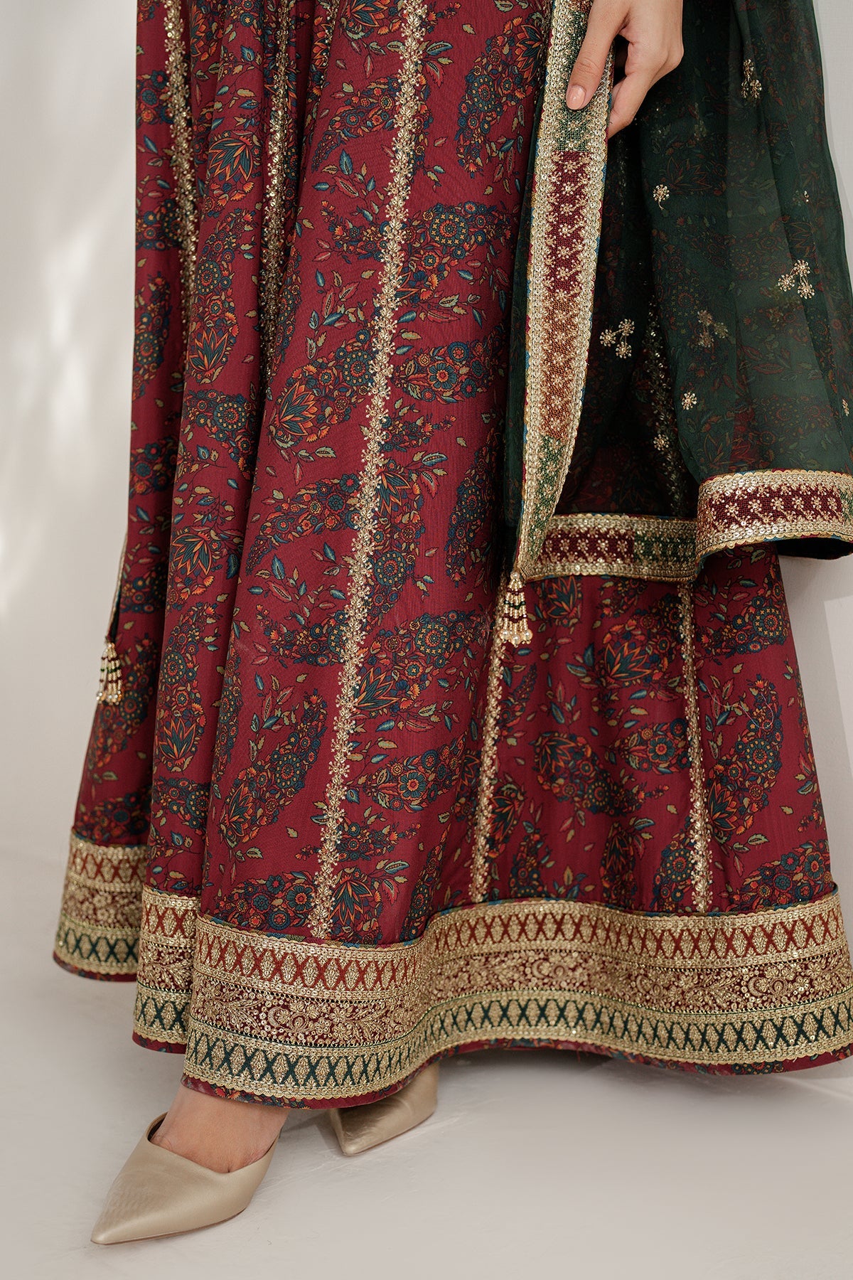 Embroidered Raw Silk UR-7055