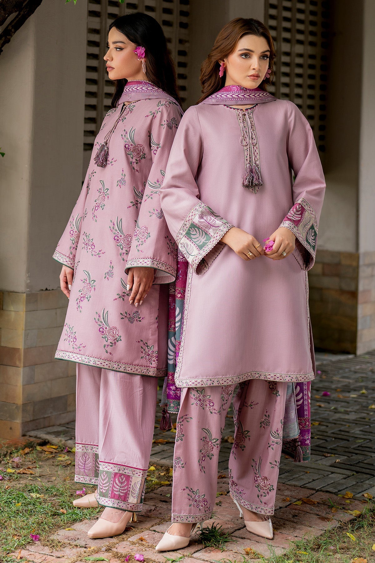 EMBROIDERED KHADDAR UW-0054