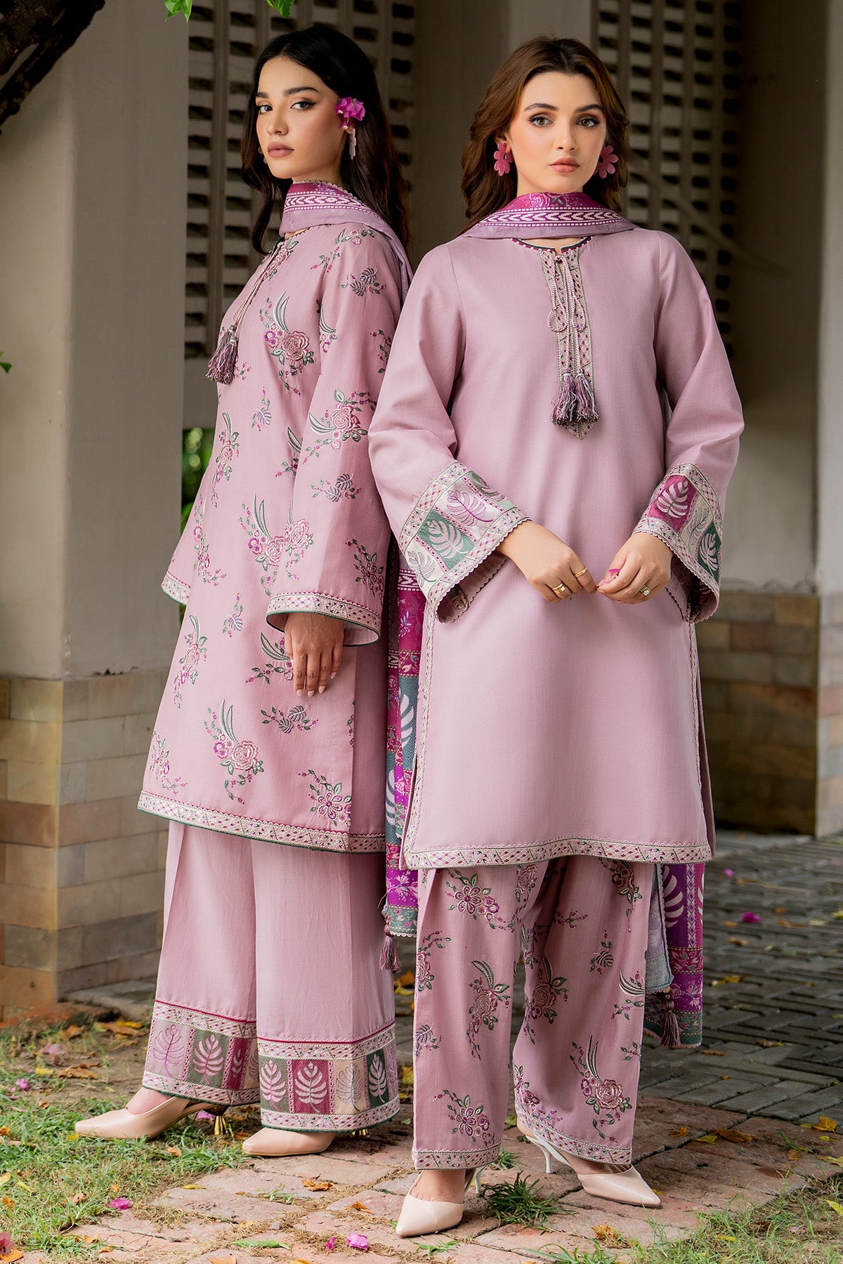 EMBROIDERED KHADDAR UW-0054