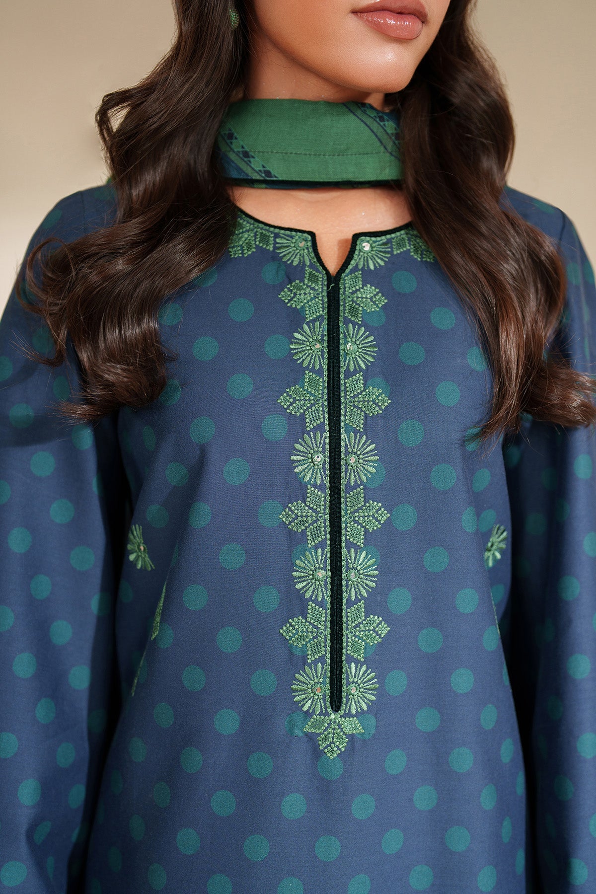 EMBROIDERED PREMIUM VISCOSE UW-0222