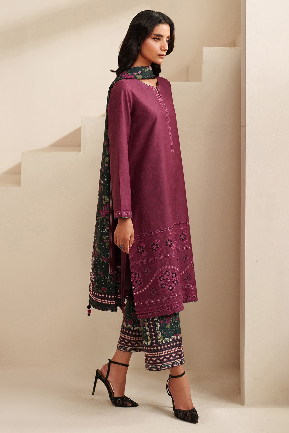 EMBROIDERED PREMIUM VISCOSE UW-0225