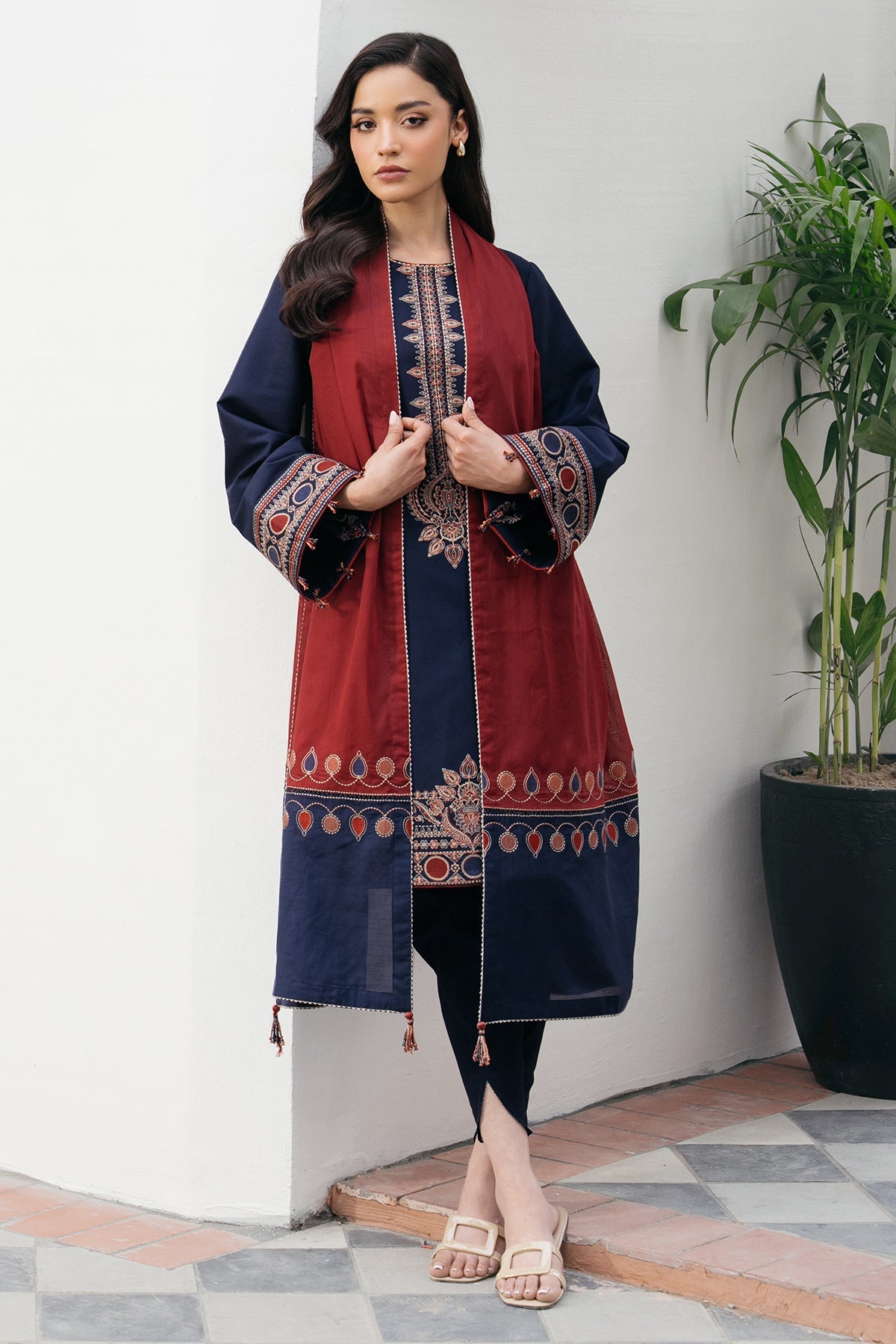 EMBROIDERED DOBBY LAWN USE-9179