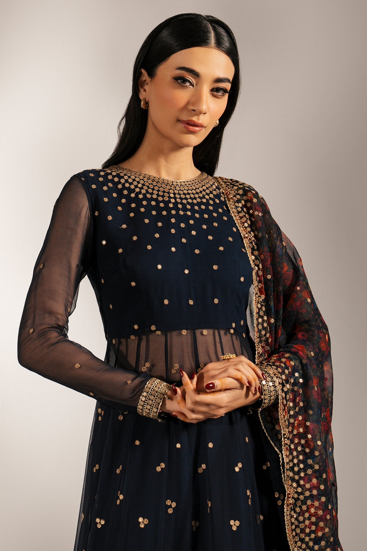 black formal wear for ladies