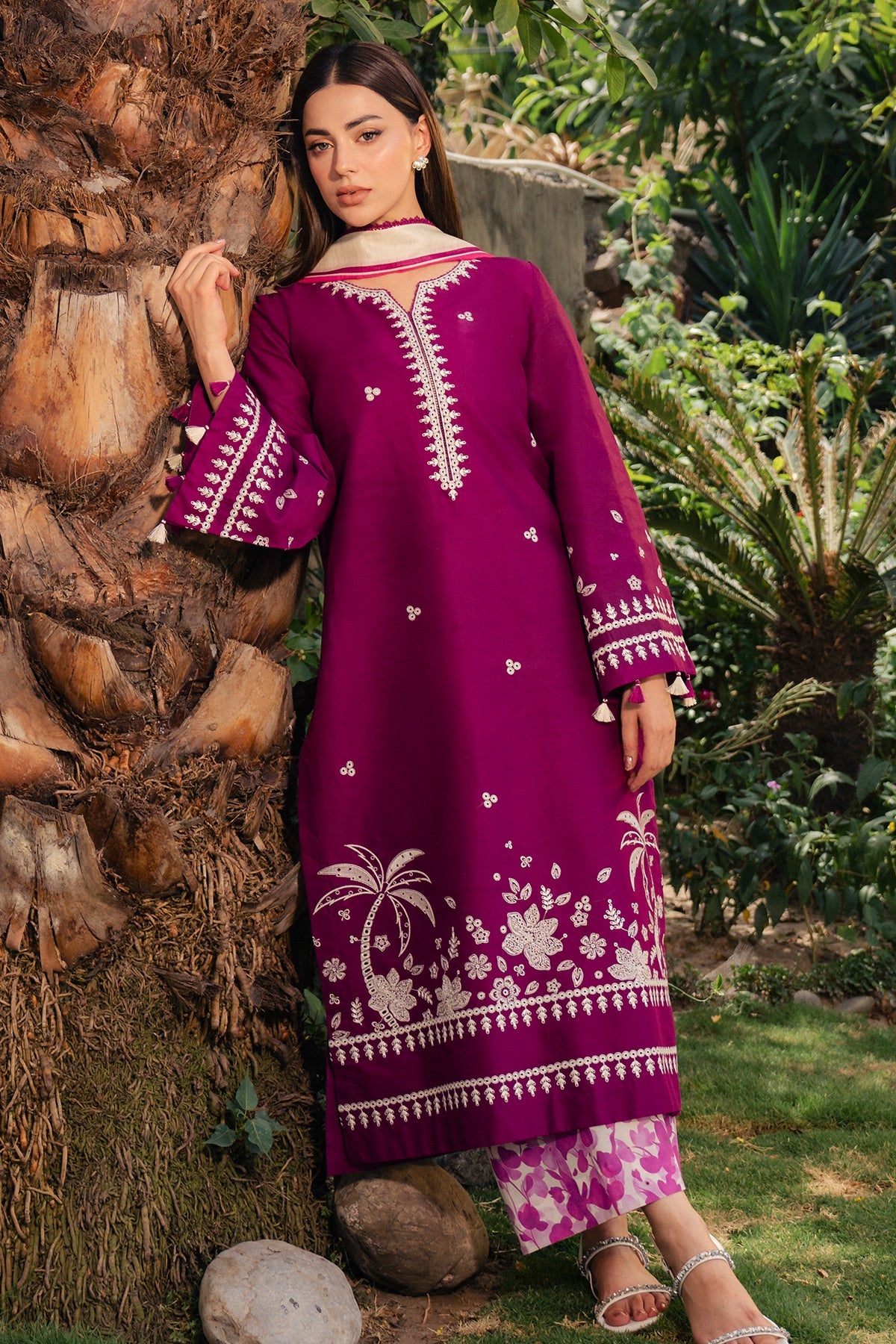 EMBROIDERED LAWN RTW-9371