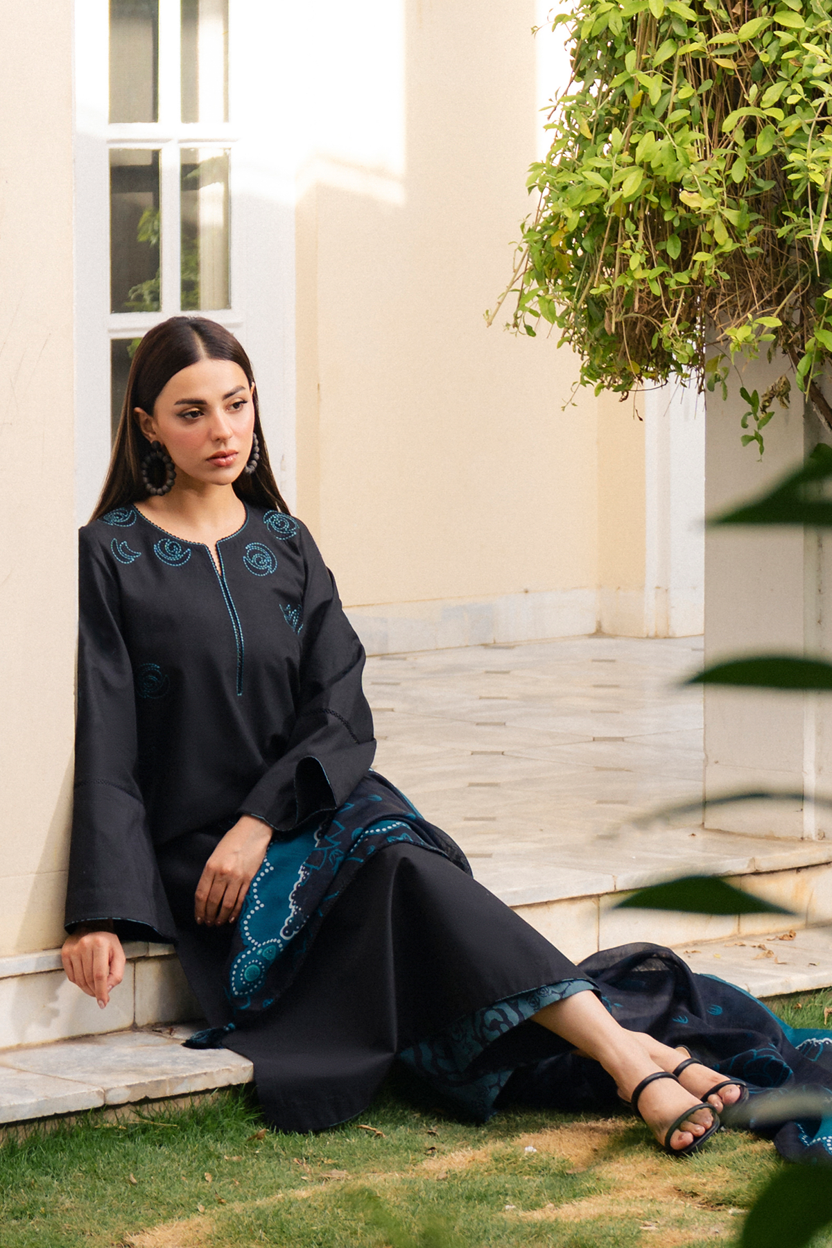 EMBROIDERED LAWN RTW-9367