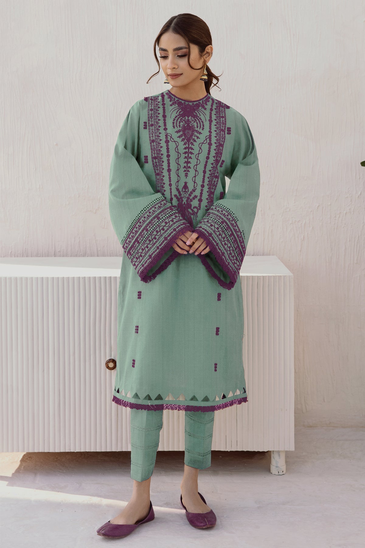 EMBROIDERED KHADDAR UW-0076