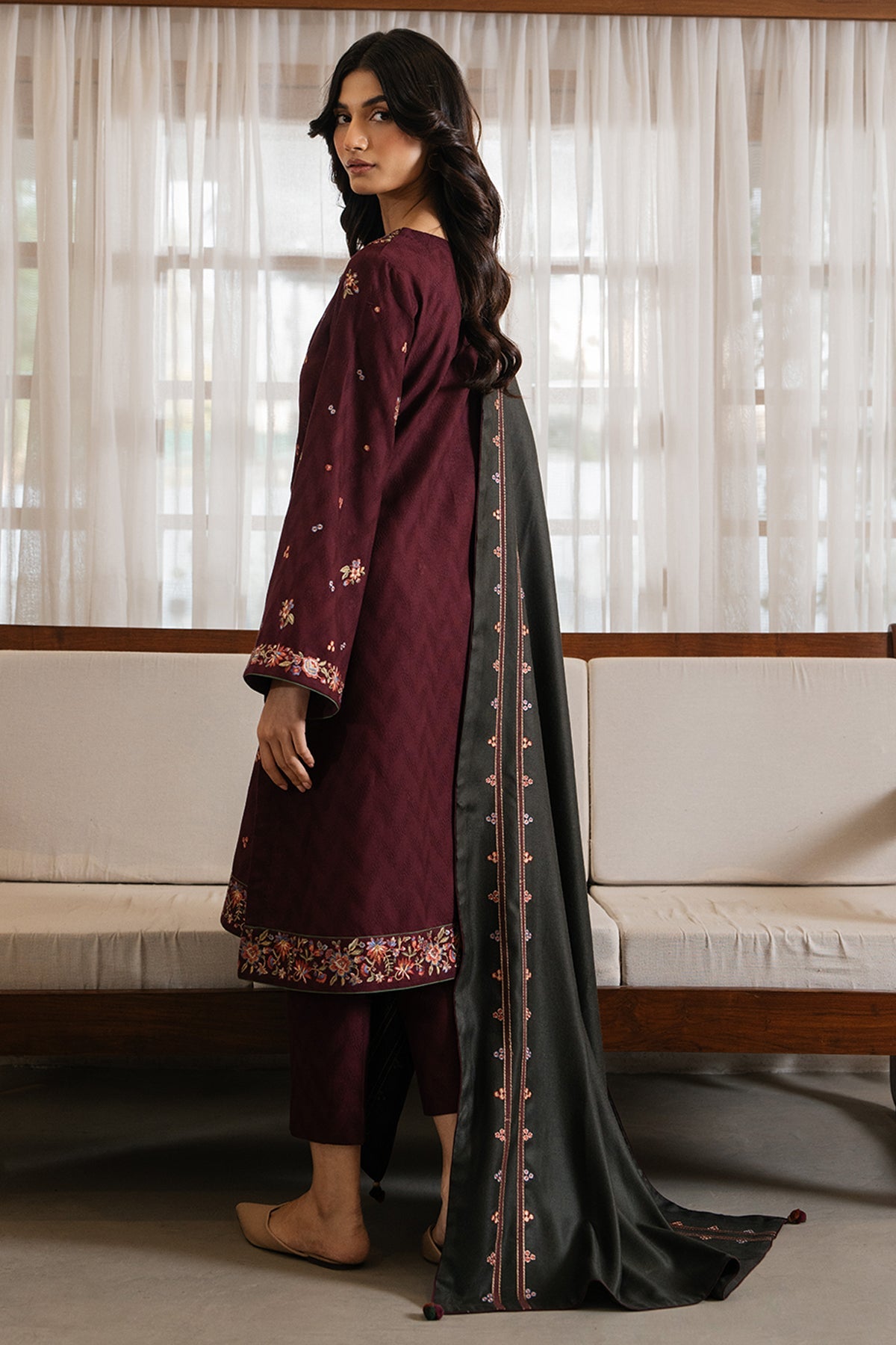 EMBROIDERED JACQUARD KHADDAR UW-0130