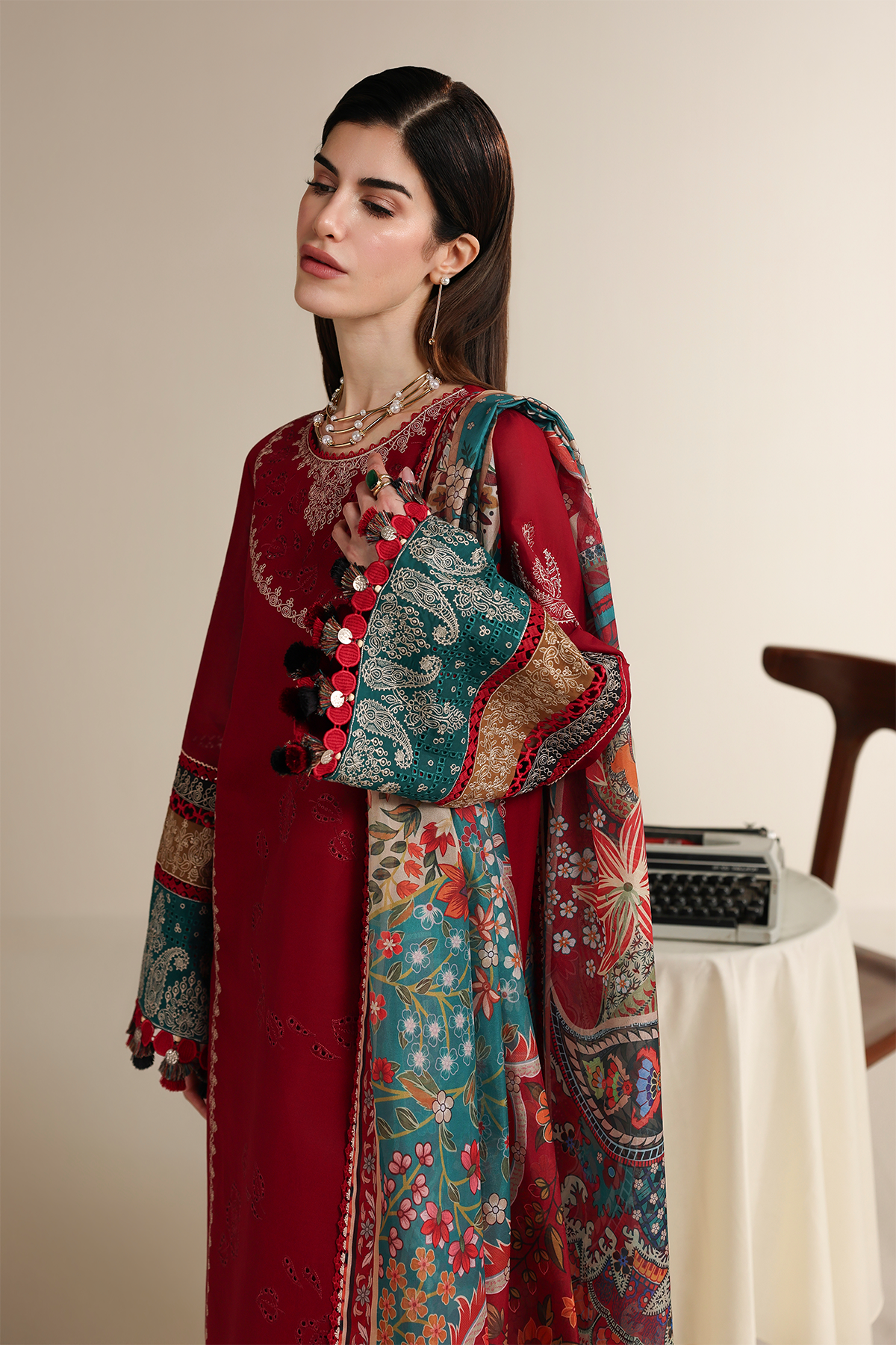 EMBROIDERED LAWN IL26-D08