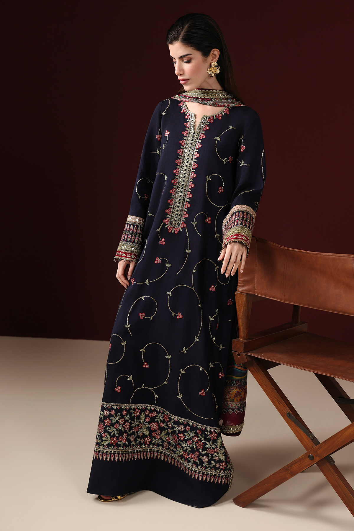 EMBROIDERED RAW SILK UR-7087
