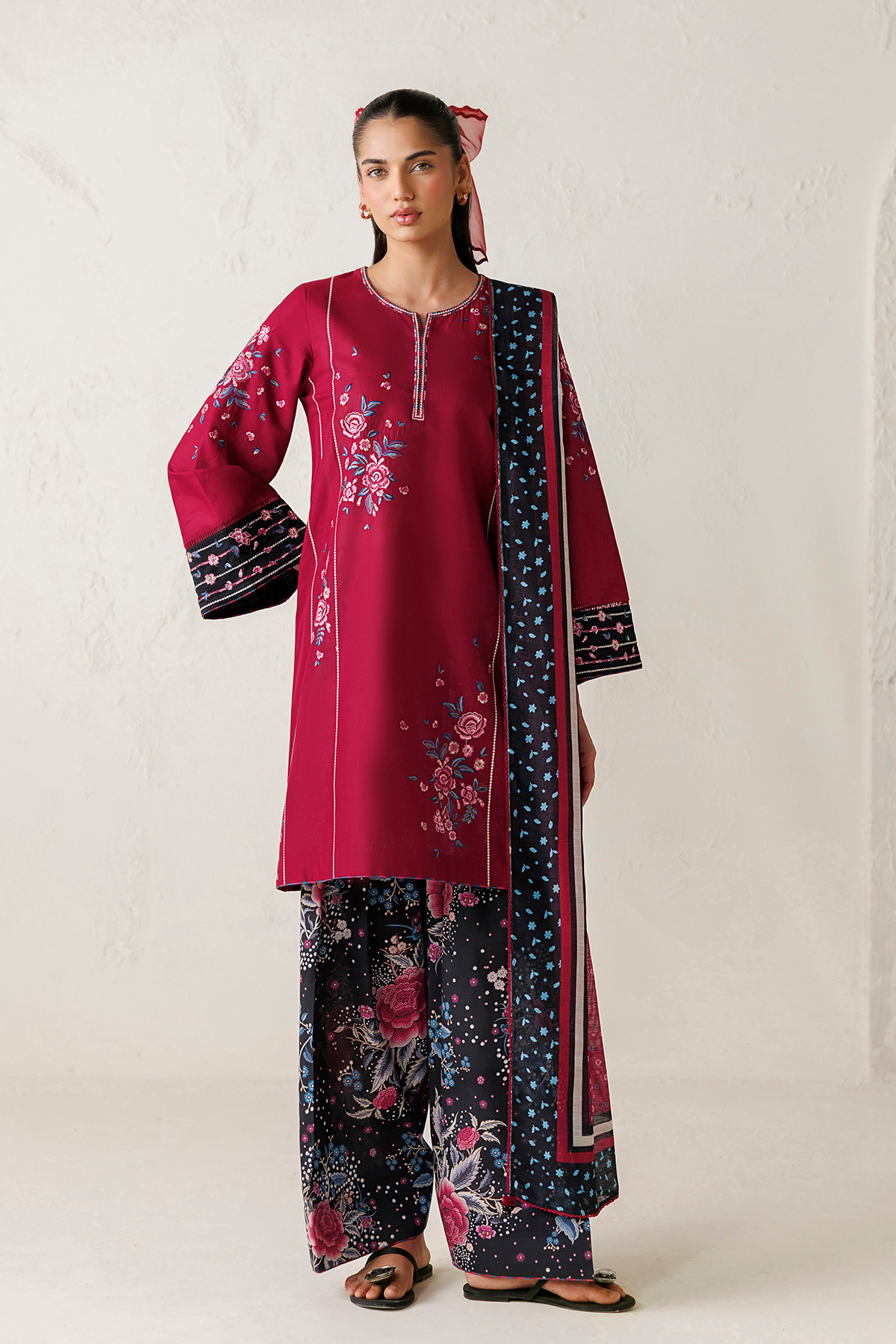 EMBROIDERED LAWN USE-9374