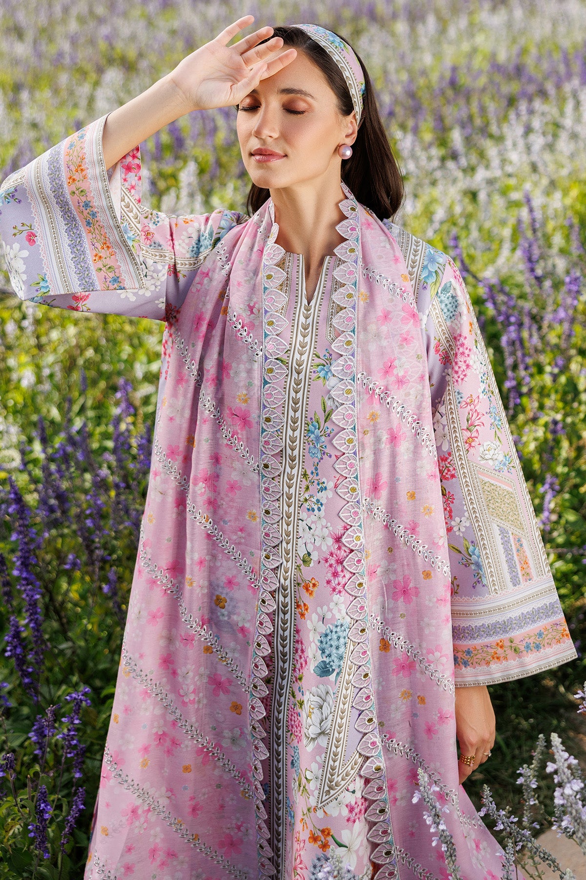 EMBROIDERED LAWN USE-9300