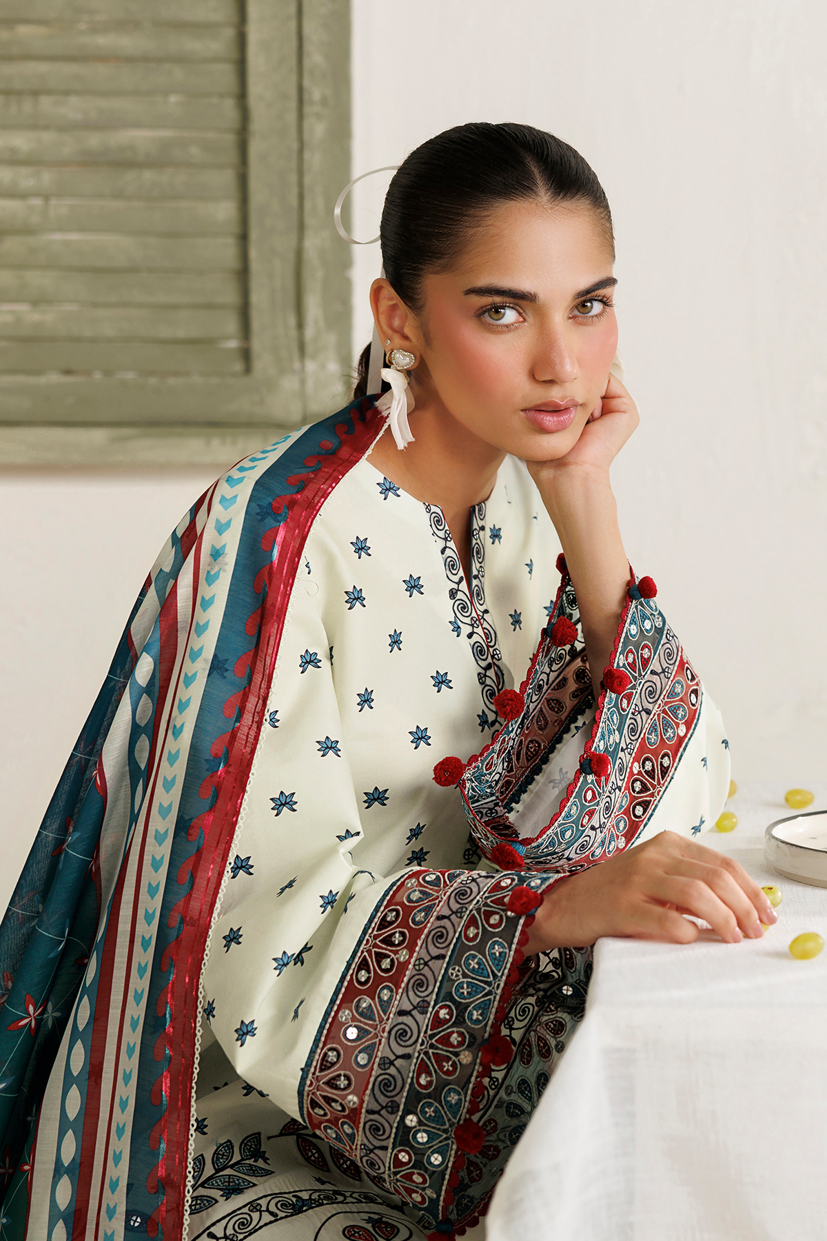 EMBROIDERED LAWN RTW-9389