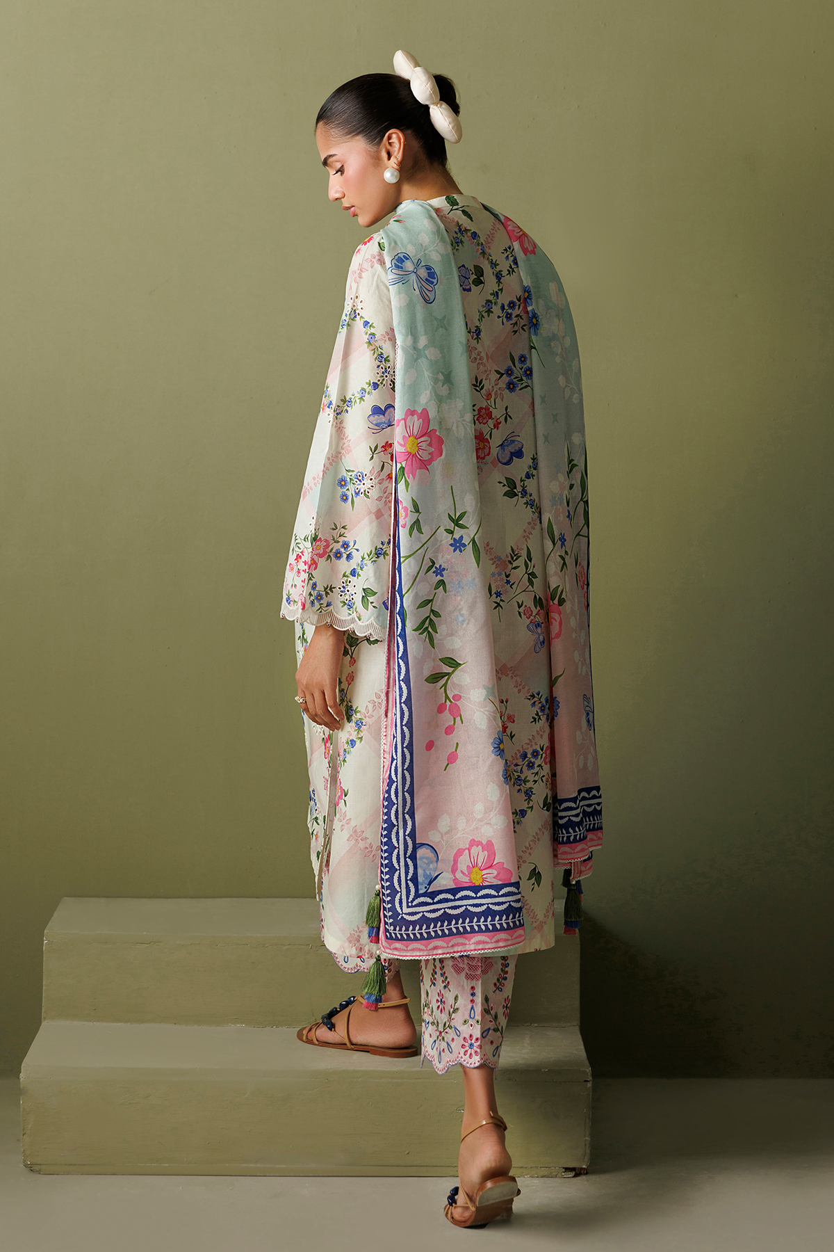 EMBROIDERED LAWN RTW-9385