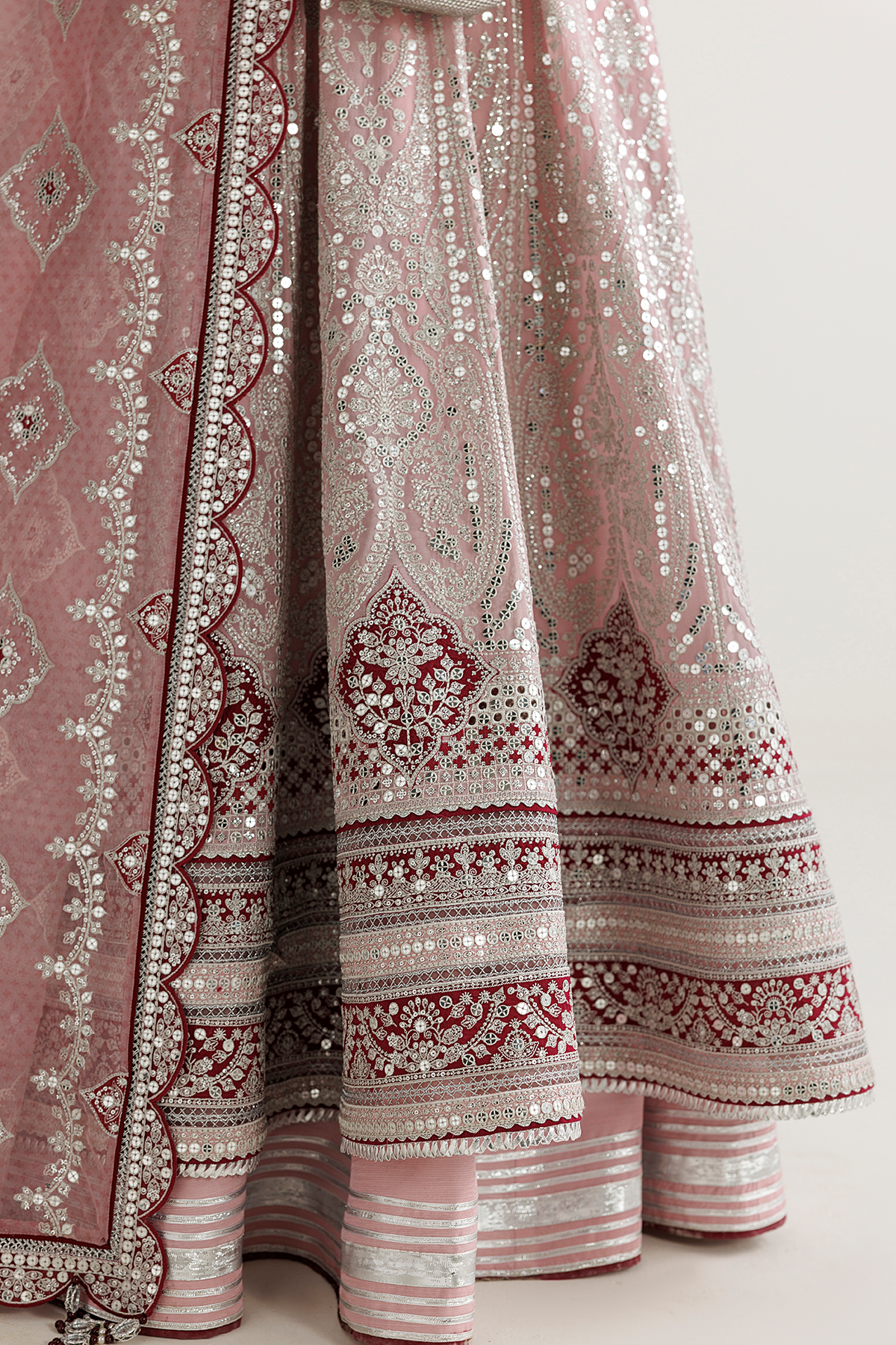 EMBROIDERED CHIFFON UC-3142