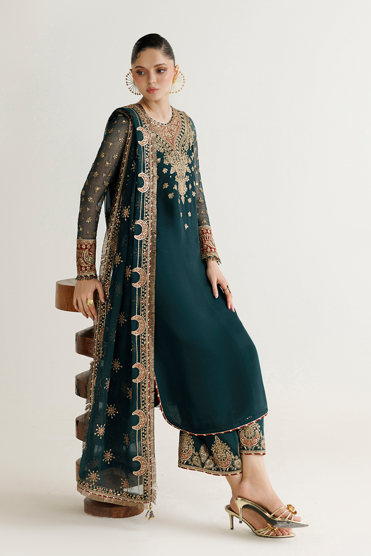 EMBROIDERED CHIFFON UC-3139