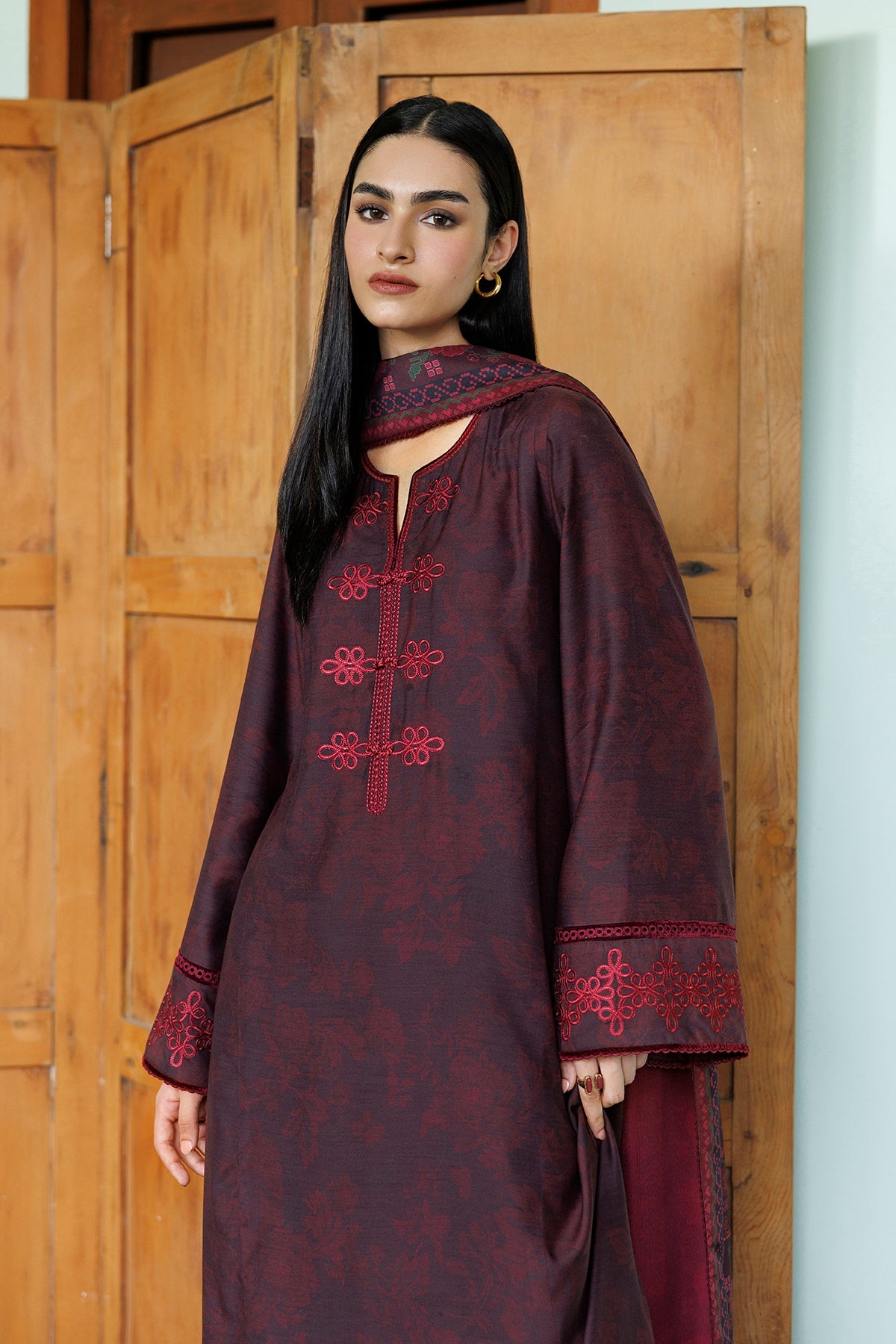 EMBROIDERED PREMIUM VISCOSE UW-0249