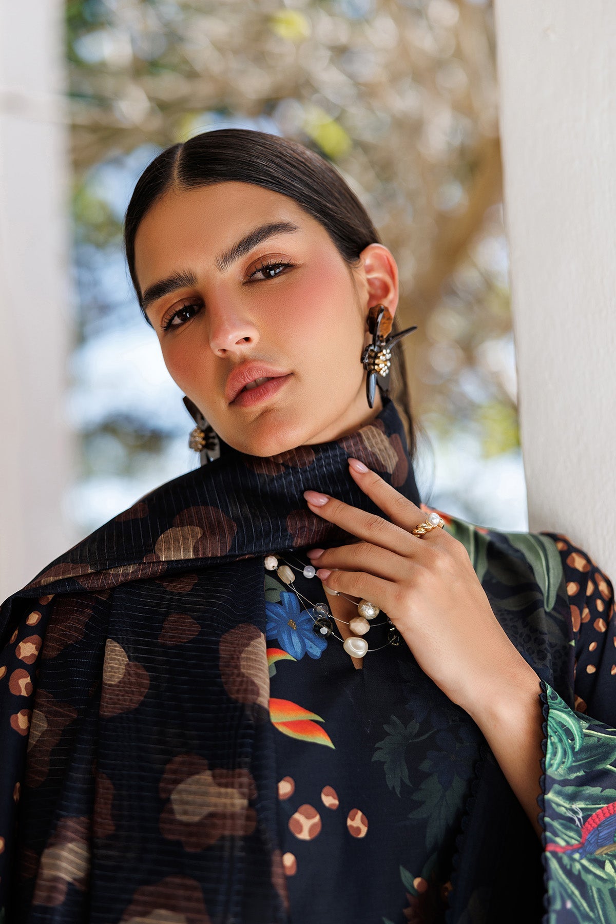 EMBROIDERED LAWN USE-9310