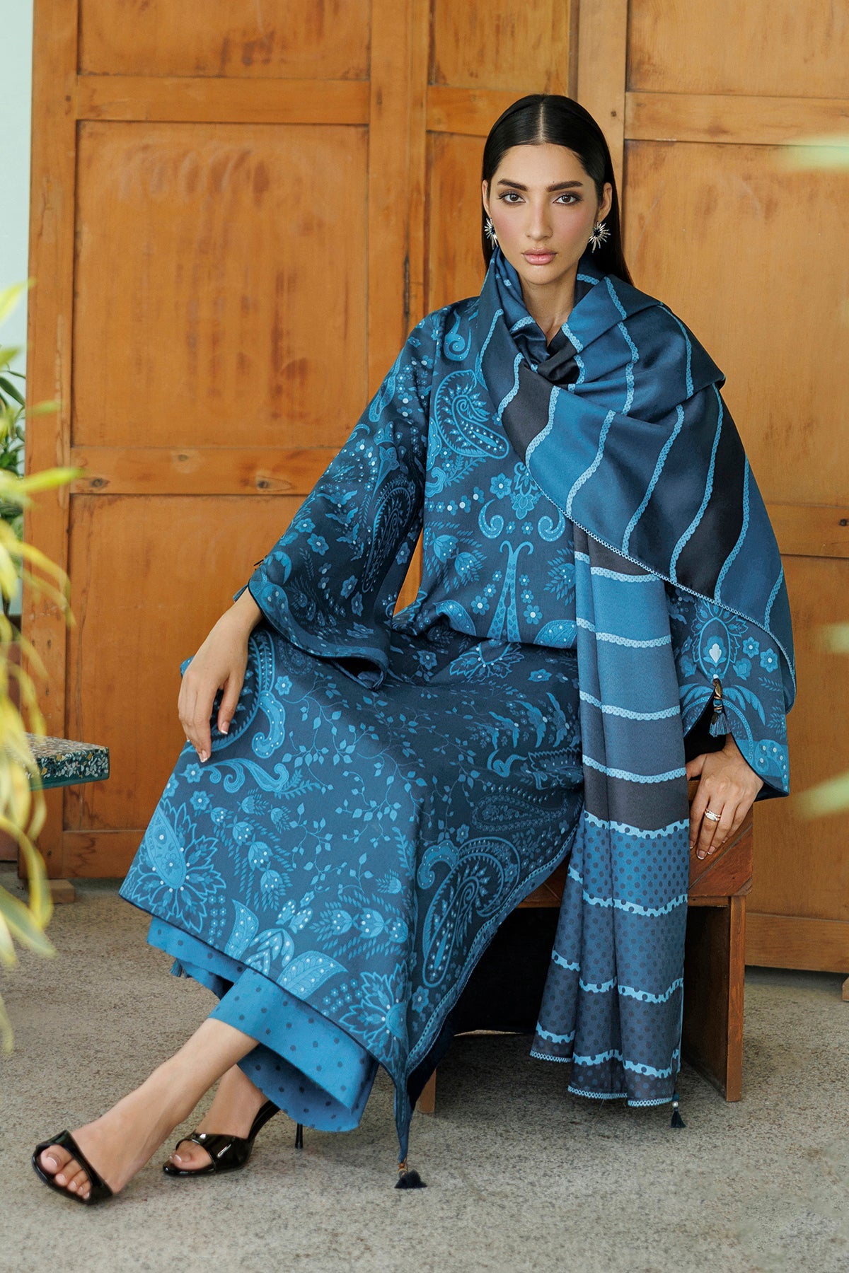 EMBROIDERED PREMIUM VISCOSE UW-0276