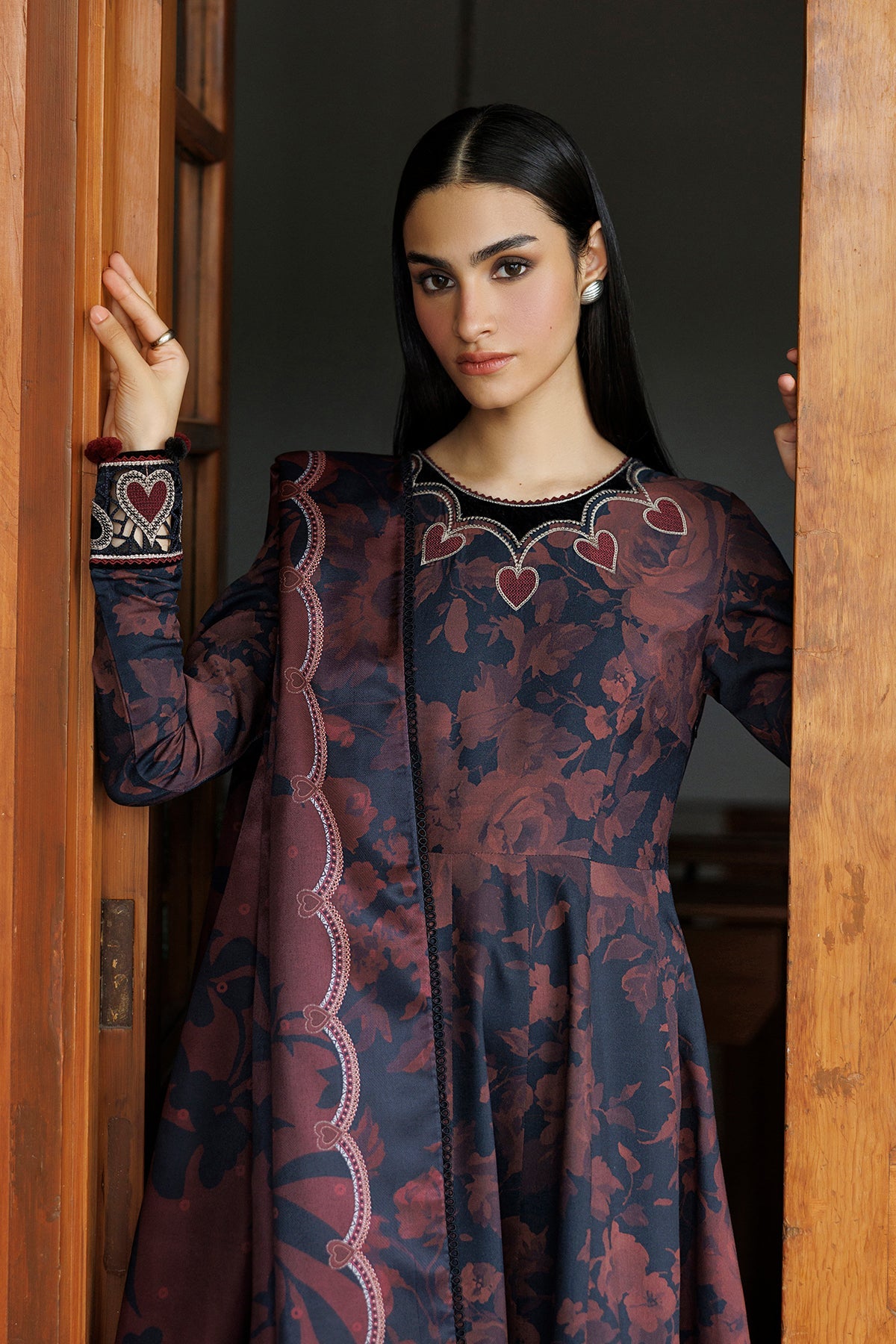 EMBROIDERED PREMIUM VISCOSE UW-0263