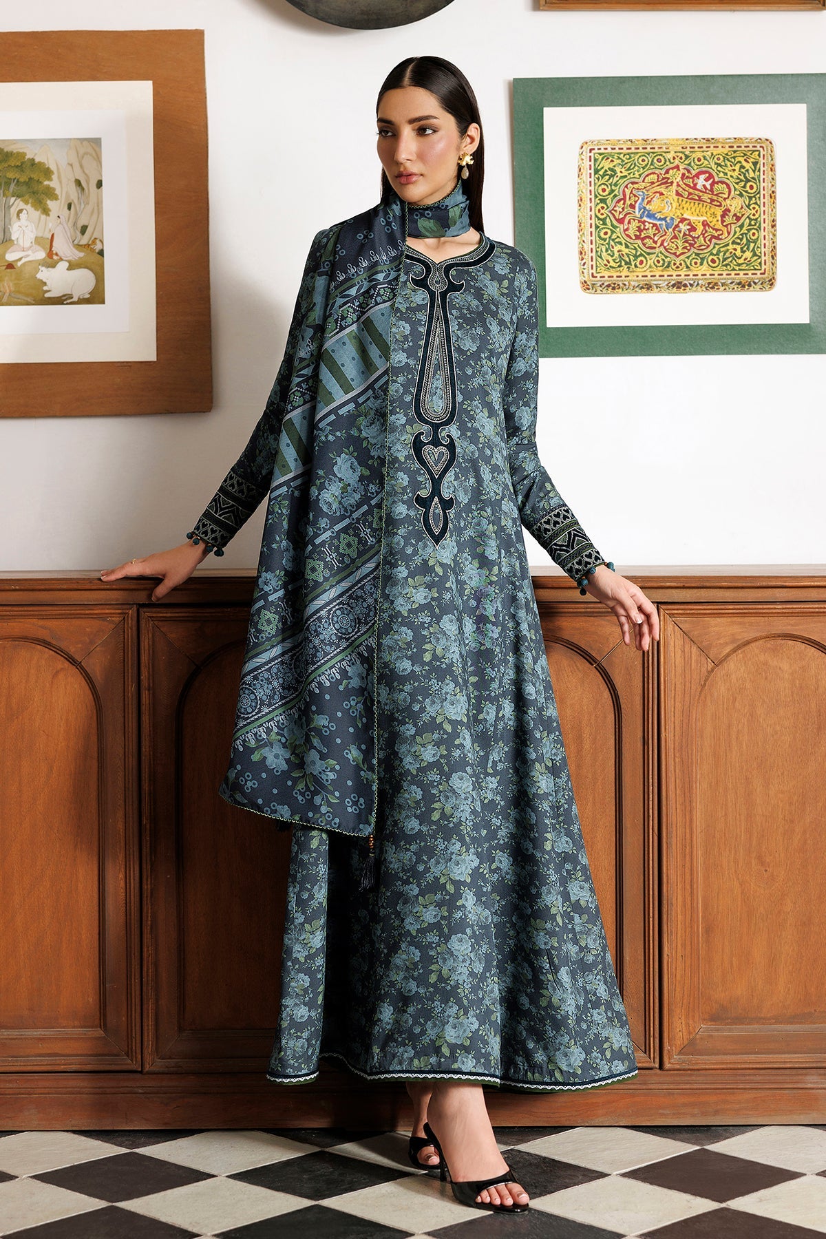 EMBROIDERED PREMIUM VISCOSE UW-0256