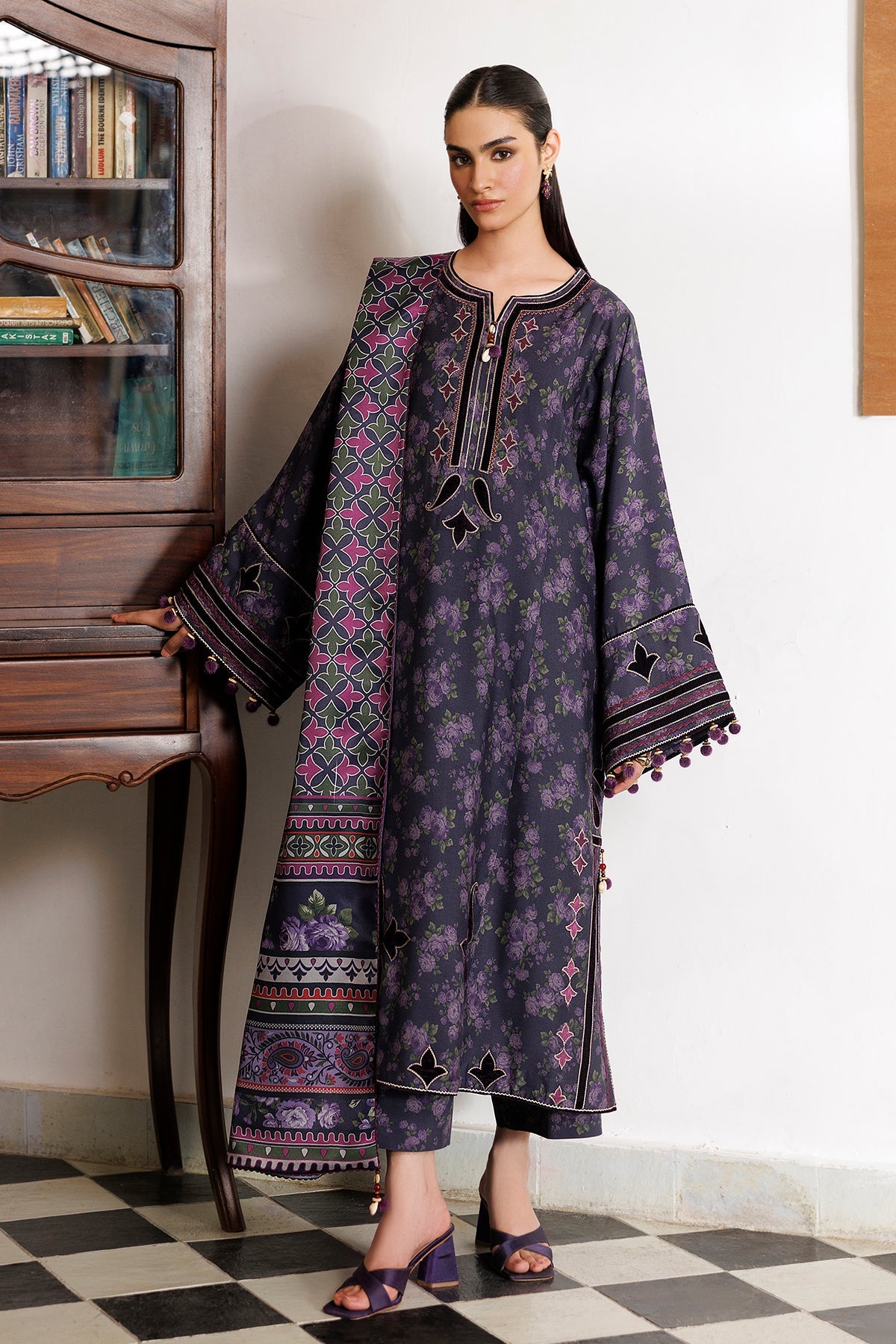EMBROIDERED PREMIUM VISCOSE UW-0267