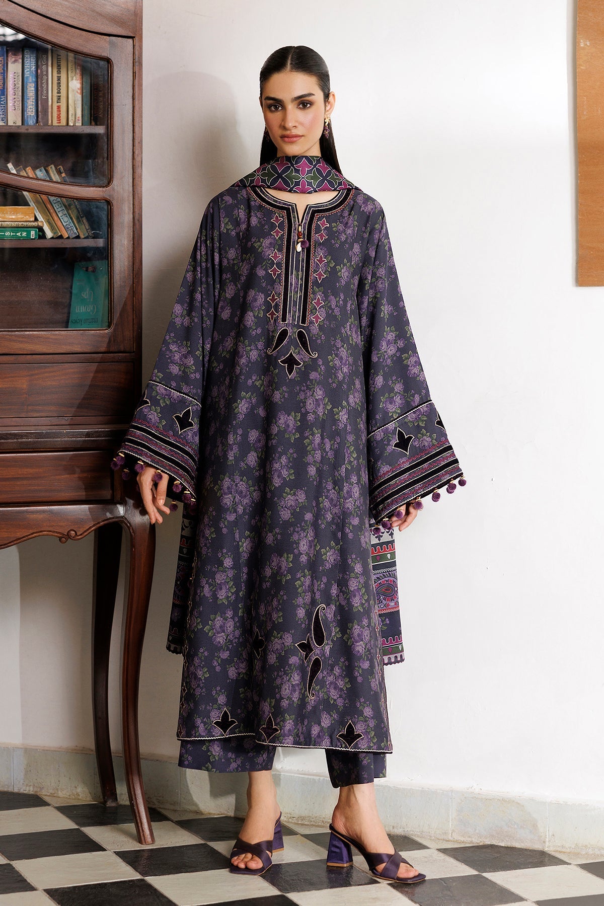 EMBROIDERED PREMIUM VISCOSE UW-0267