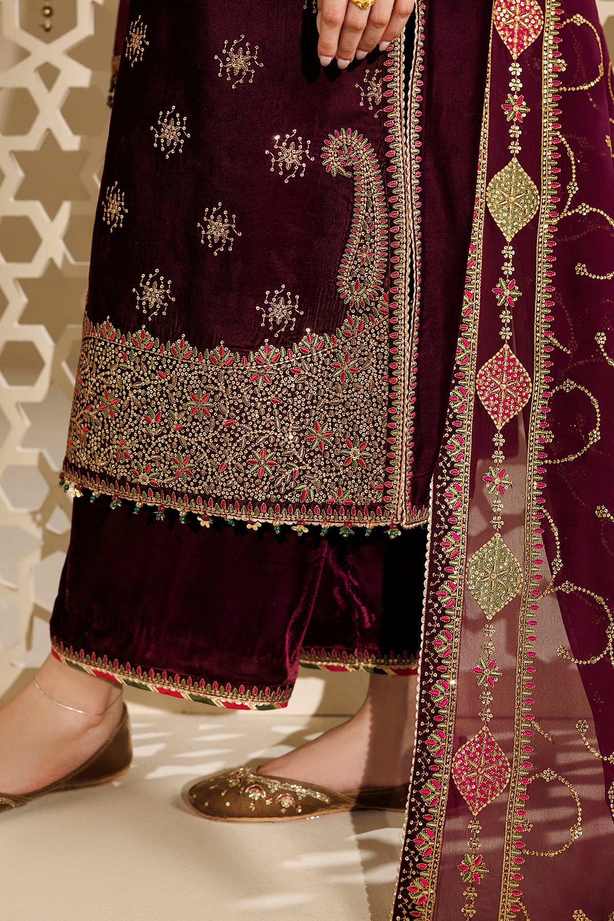 Embroidered Velvet Khussa D-06