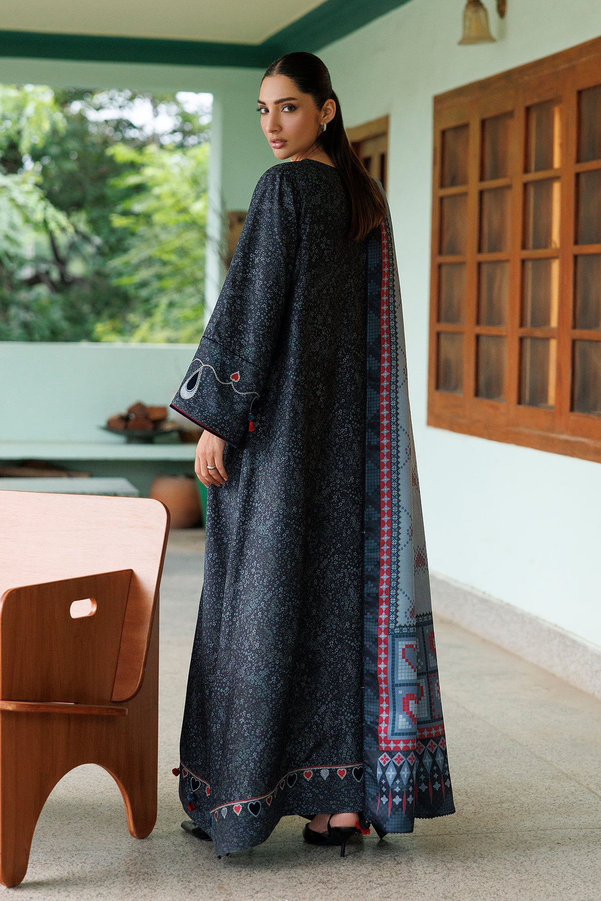 EMBROIDERED PREMIUM VISCOSE UW-0264