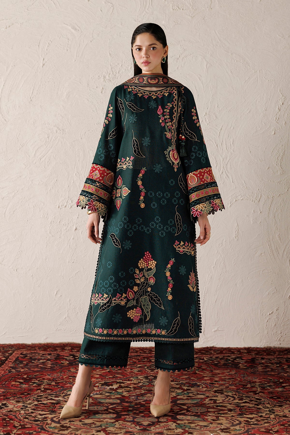 EMBROIDERED PREMIUM KHADDAR UW-0289