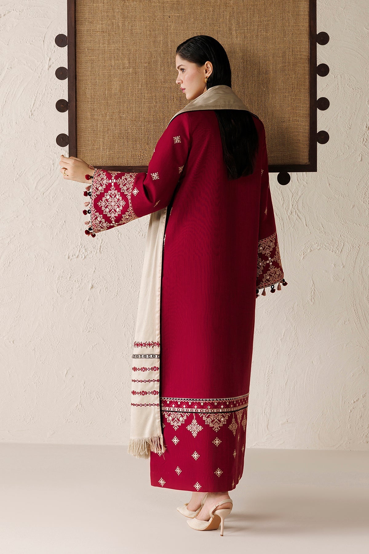 EMBROIDERED PREMIUM KHADDAR UW-0284