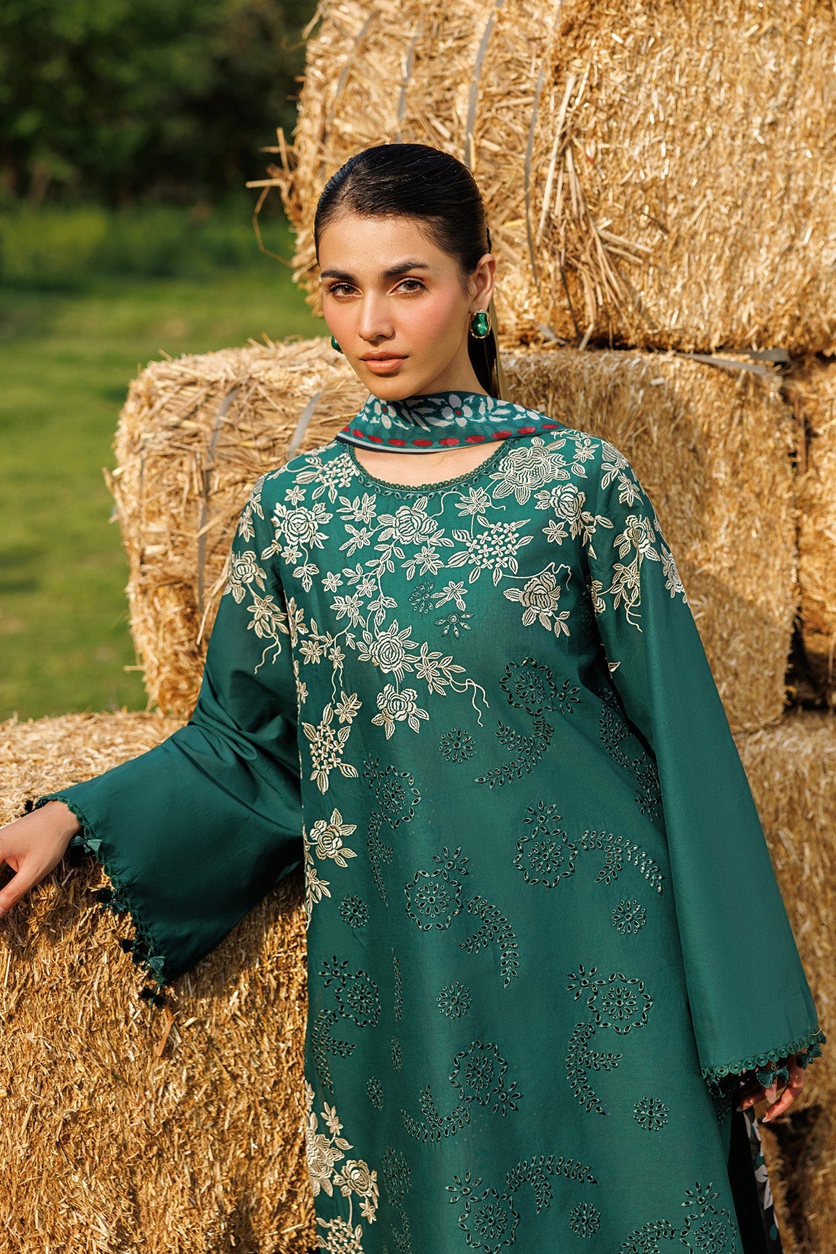 EMBROIDERED LAWN RTW-9330