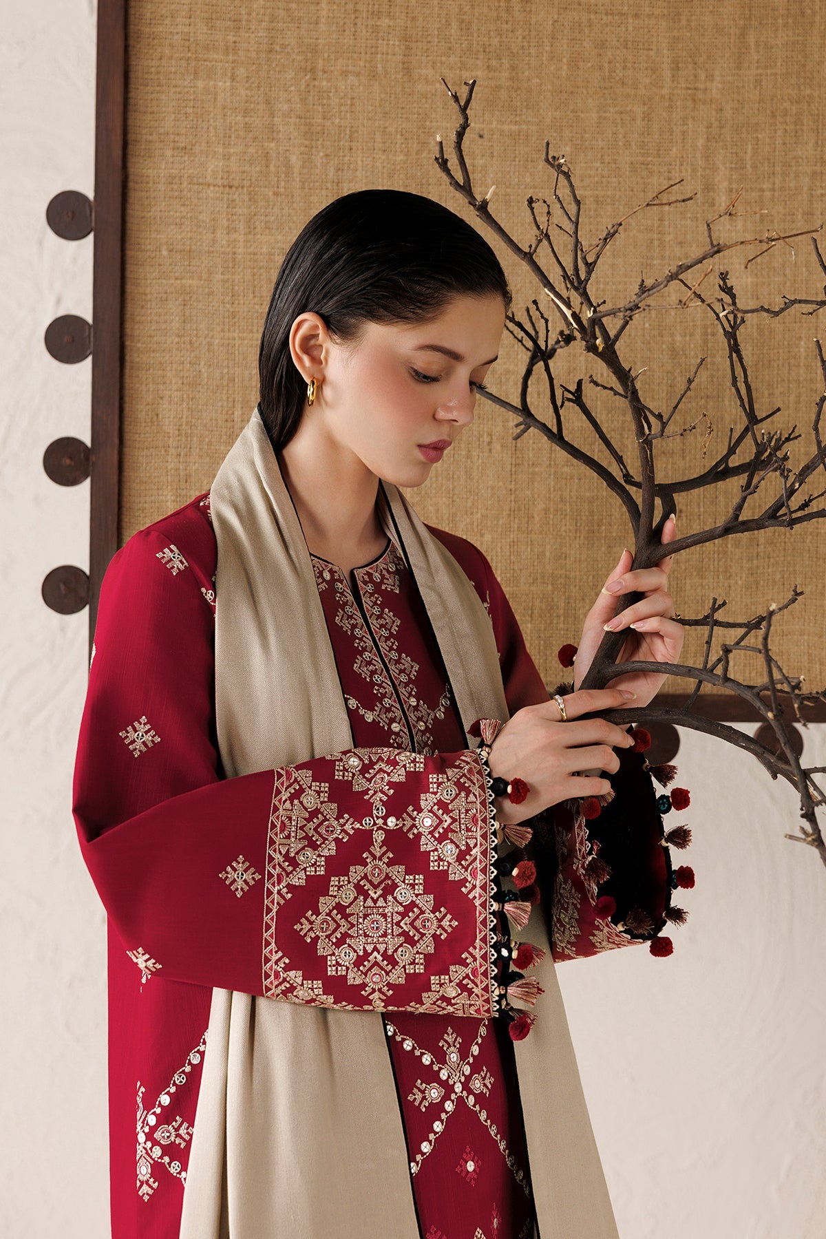 EMBROIDERED PREMIUM KHADDAR UW-0284