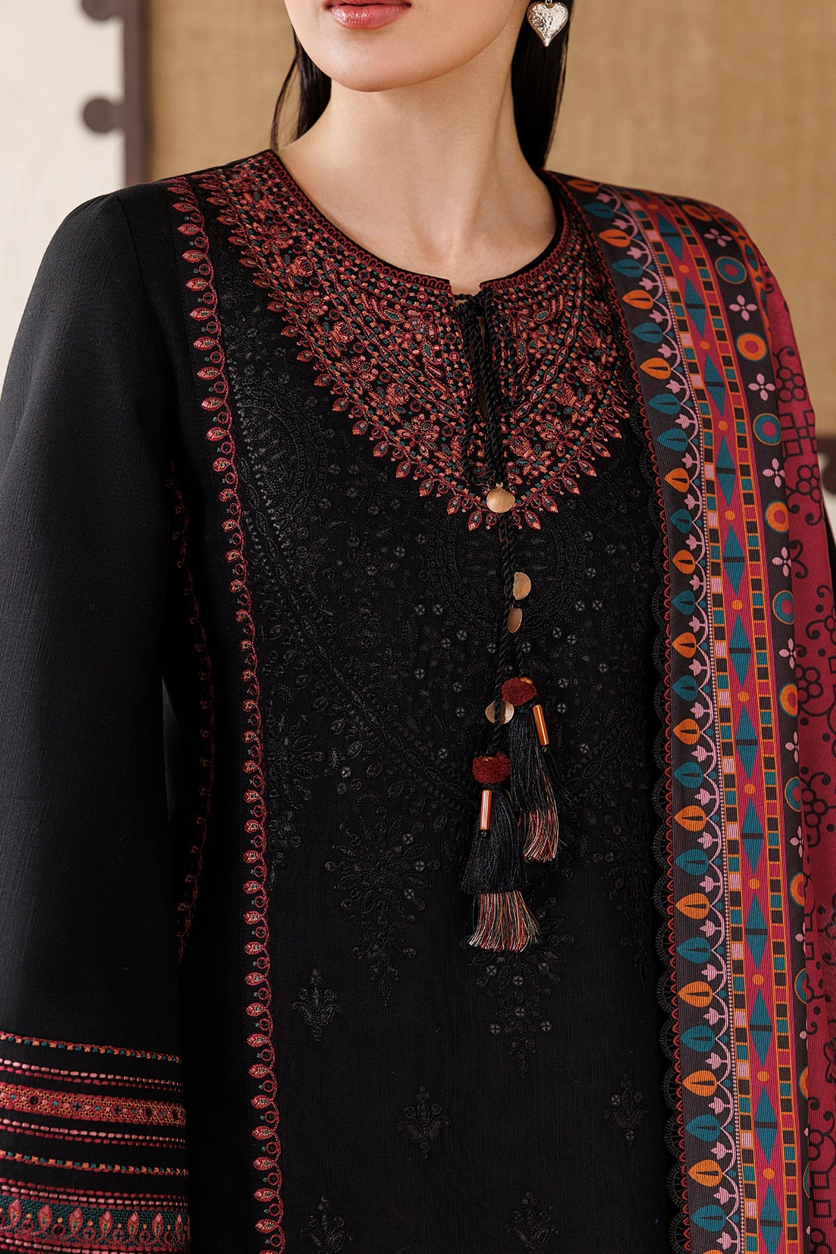 EMBROIDERED PREMIUM KHADDAR UW-0253