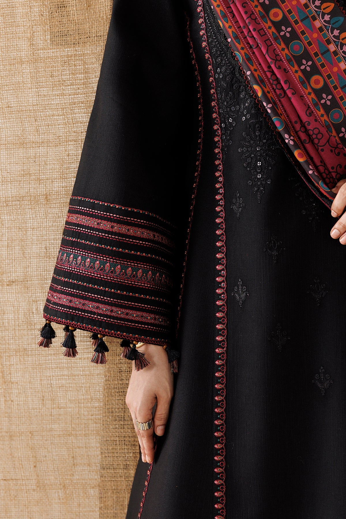 EMBROIDERED PREMIUM KHADDAR UW-0253