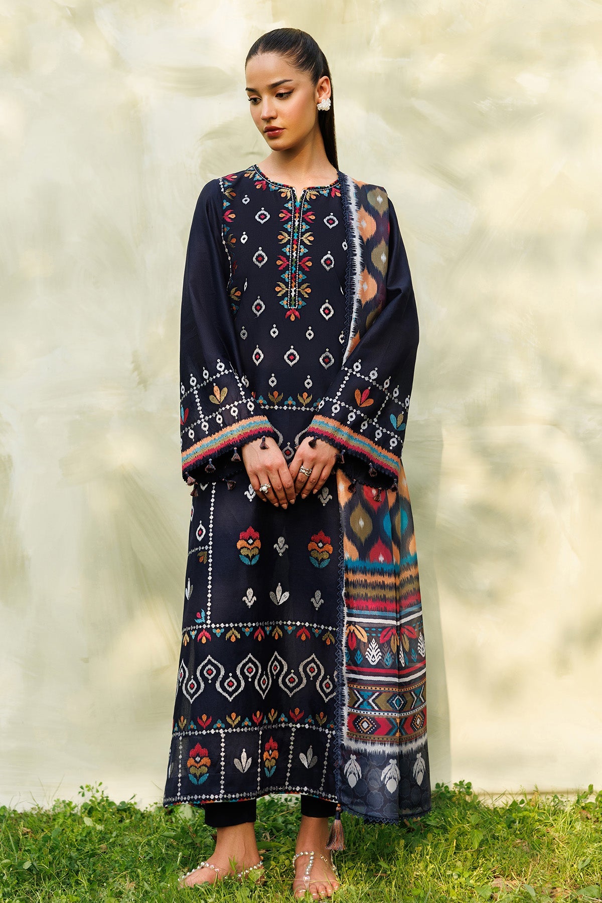 EMBROIDERED LAWN RTW-9331