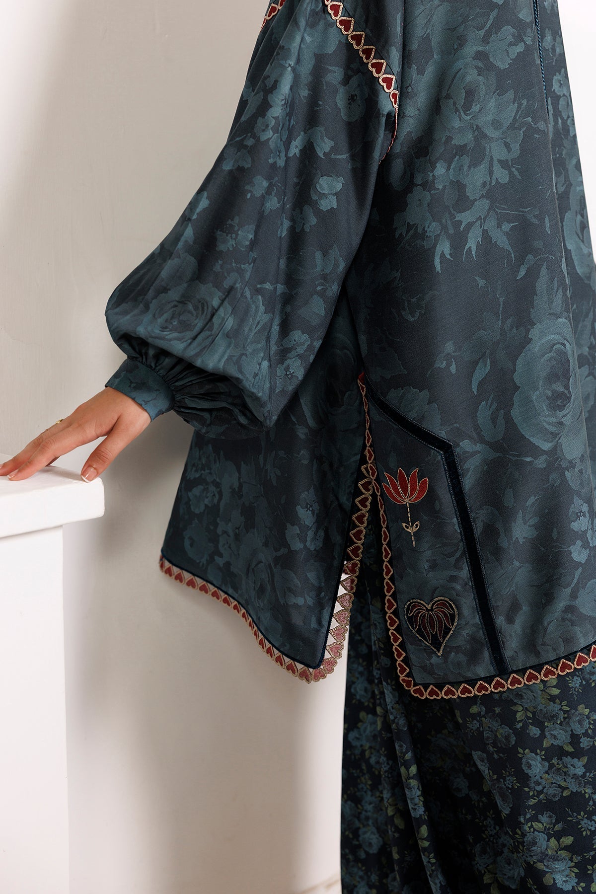 EMBROIDERED PREMIUM VISCOSE RTW-1336